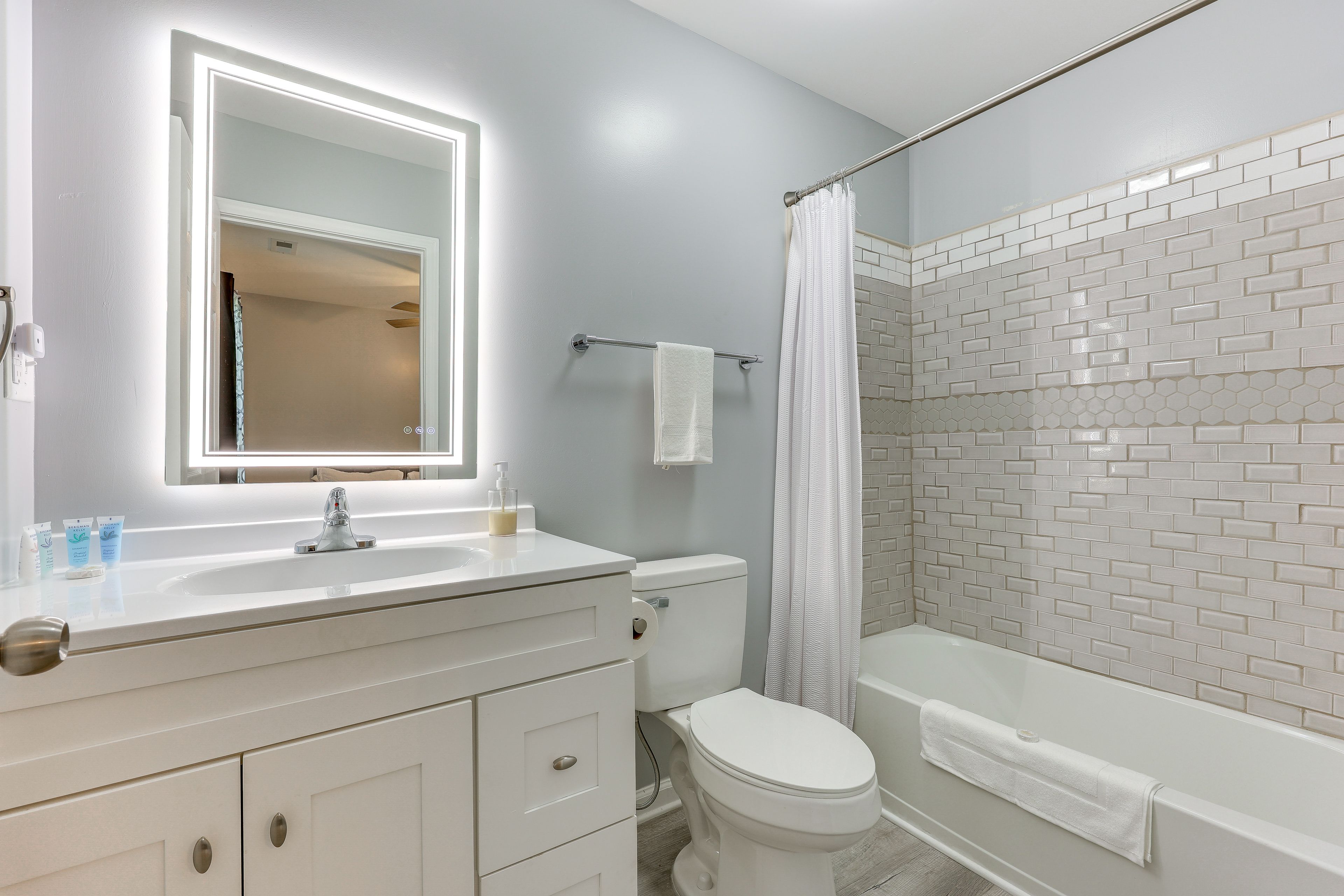 En-Suite Bathroom | Complimentary Toiletries