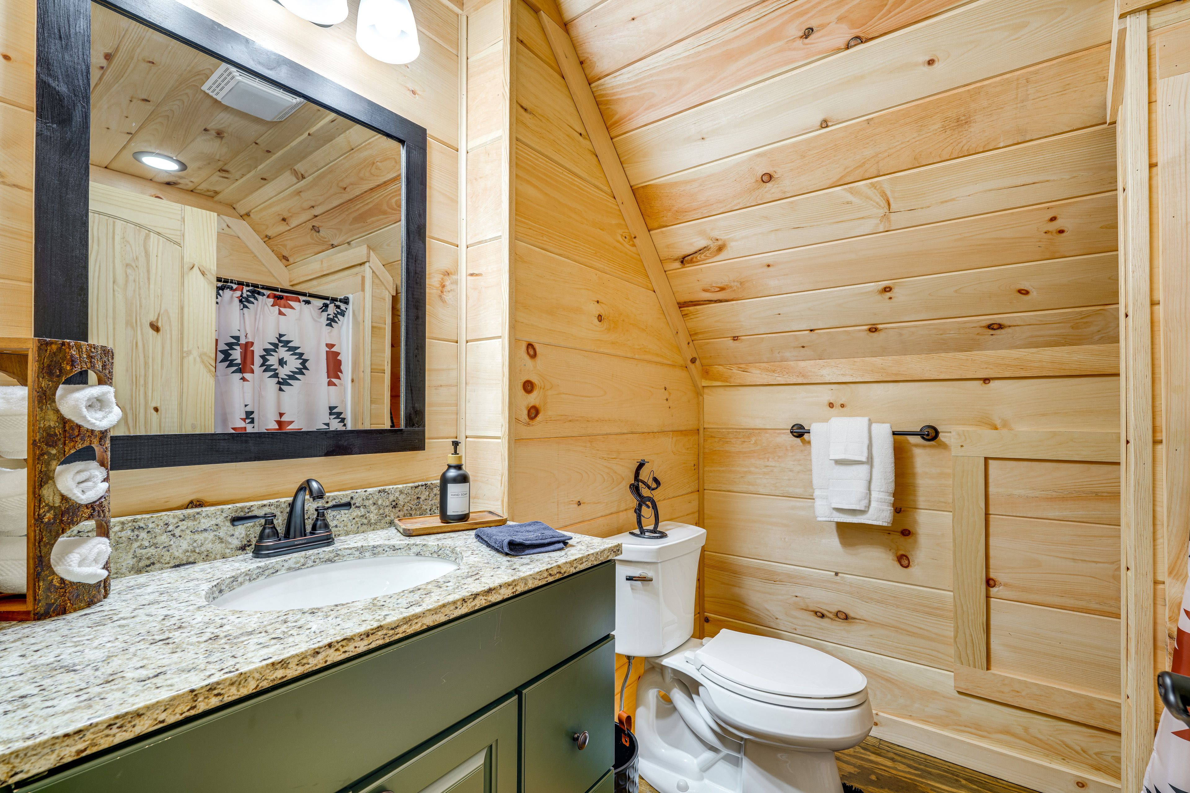 Bathroom | Towels Provided | Upper Floor