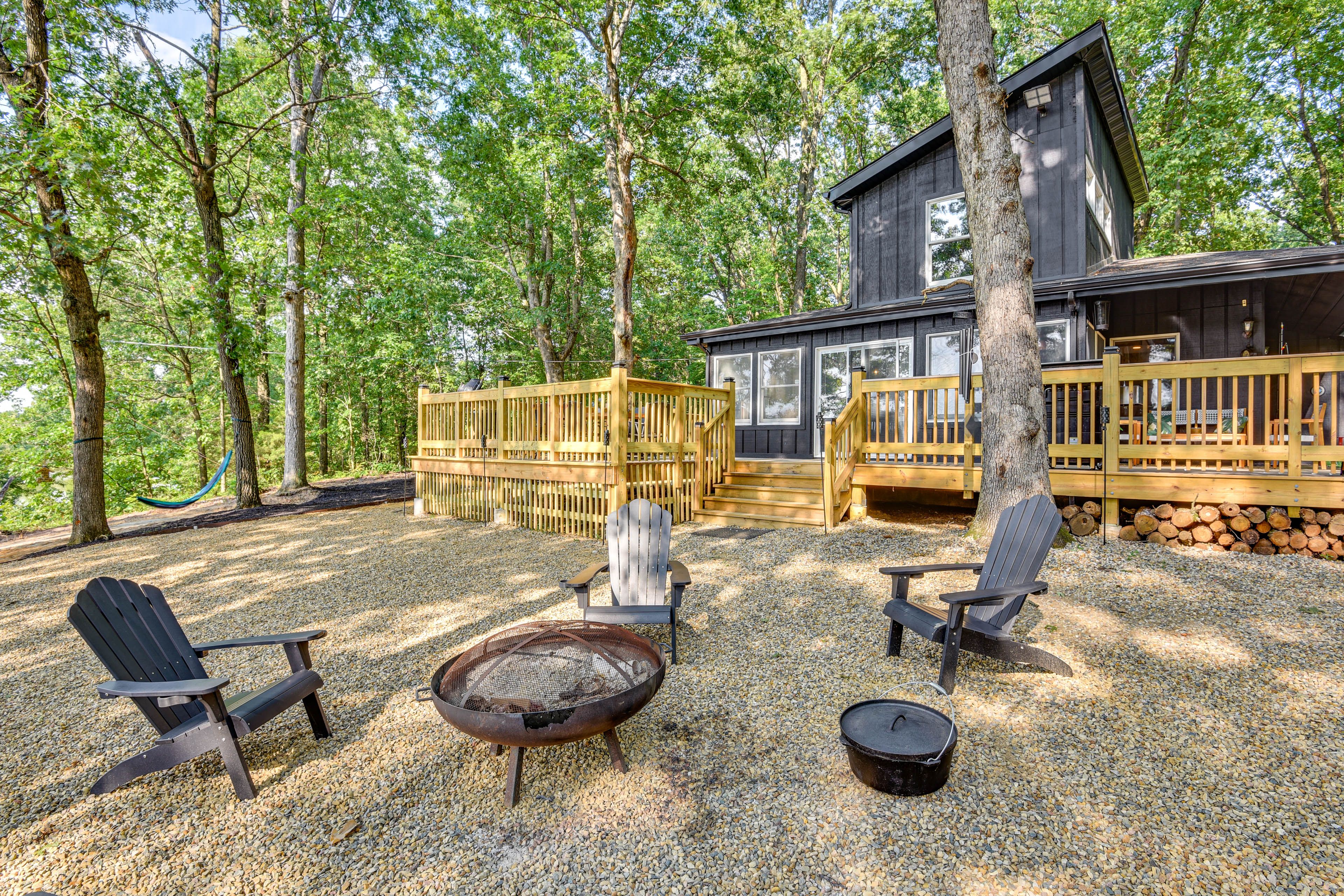 Fire Pit | Multi-Level Cottage