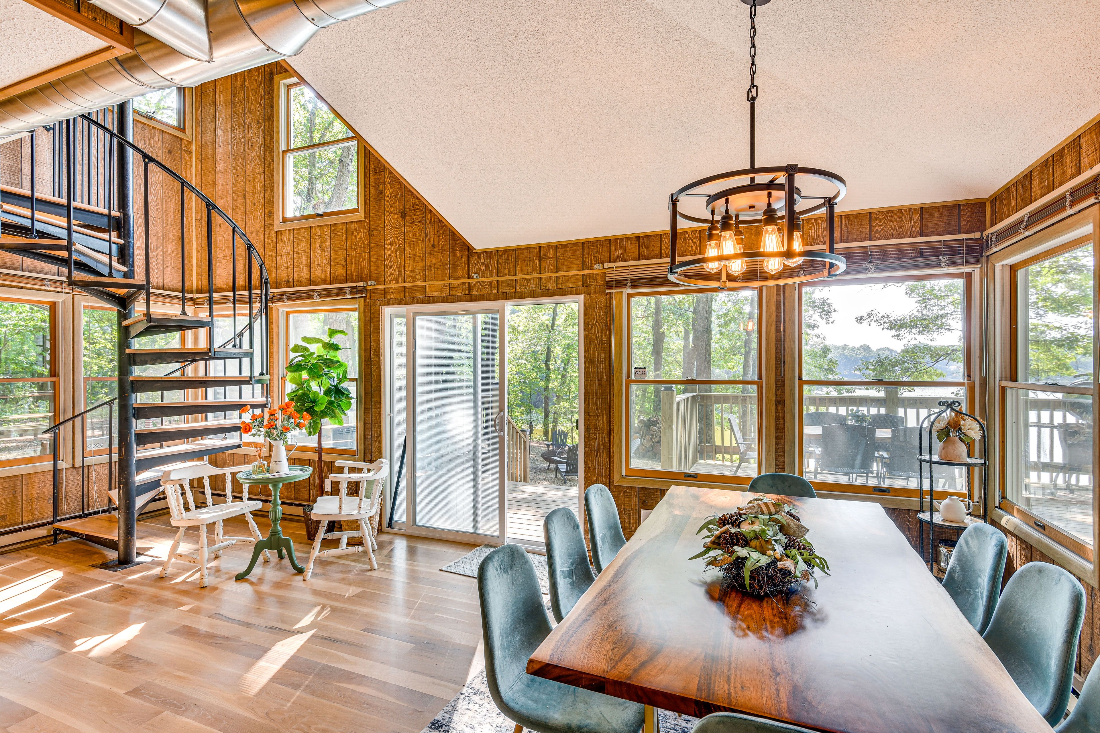 Dining Room | Main Level | Dining Table