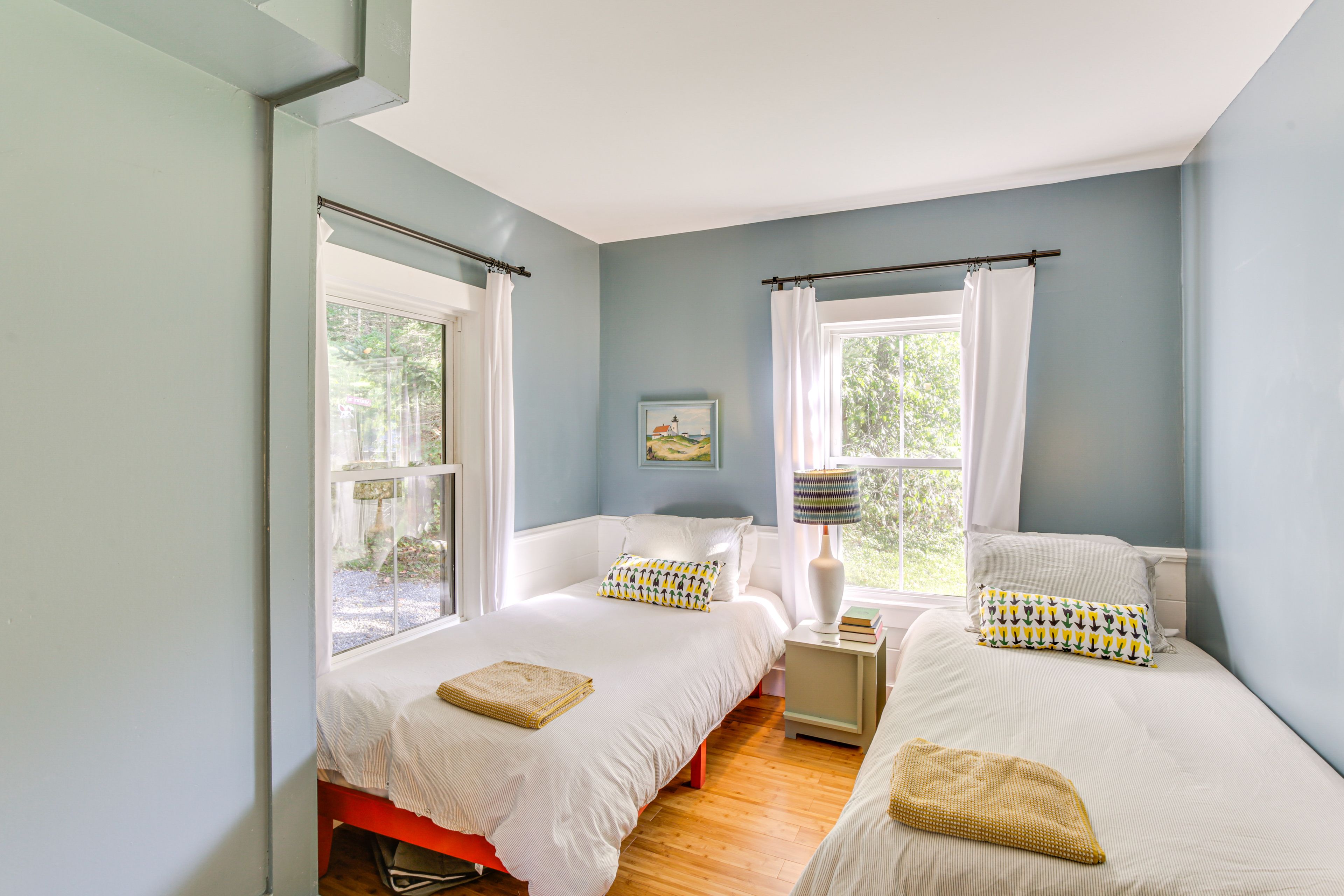 Bedroom 2 | 2 Twin Beds | 1st Floor