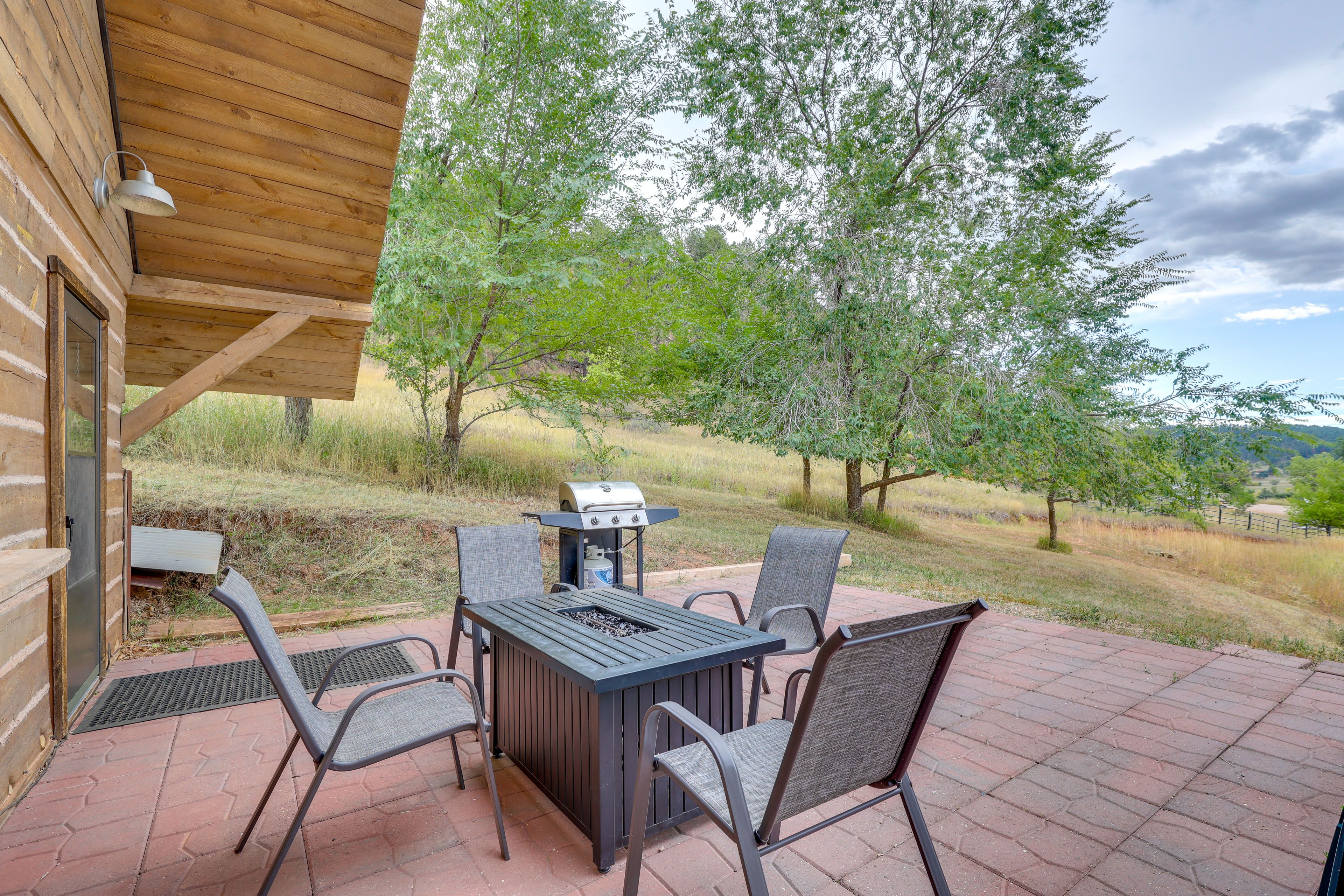 Furnished Patio