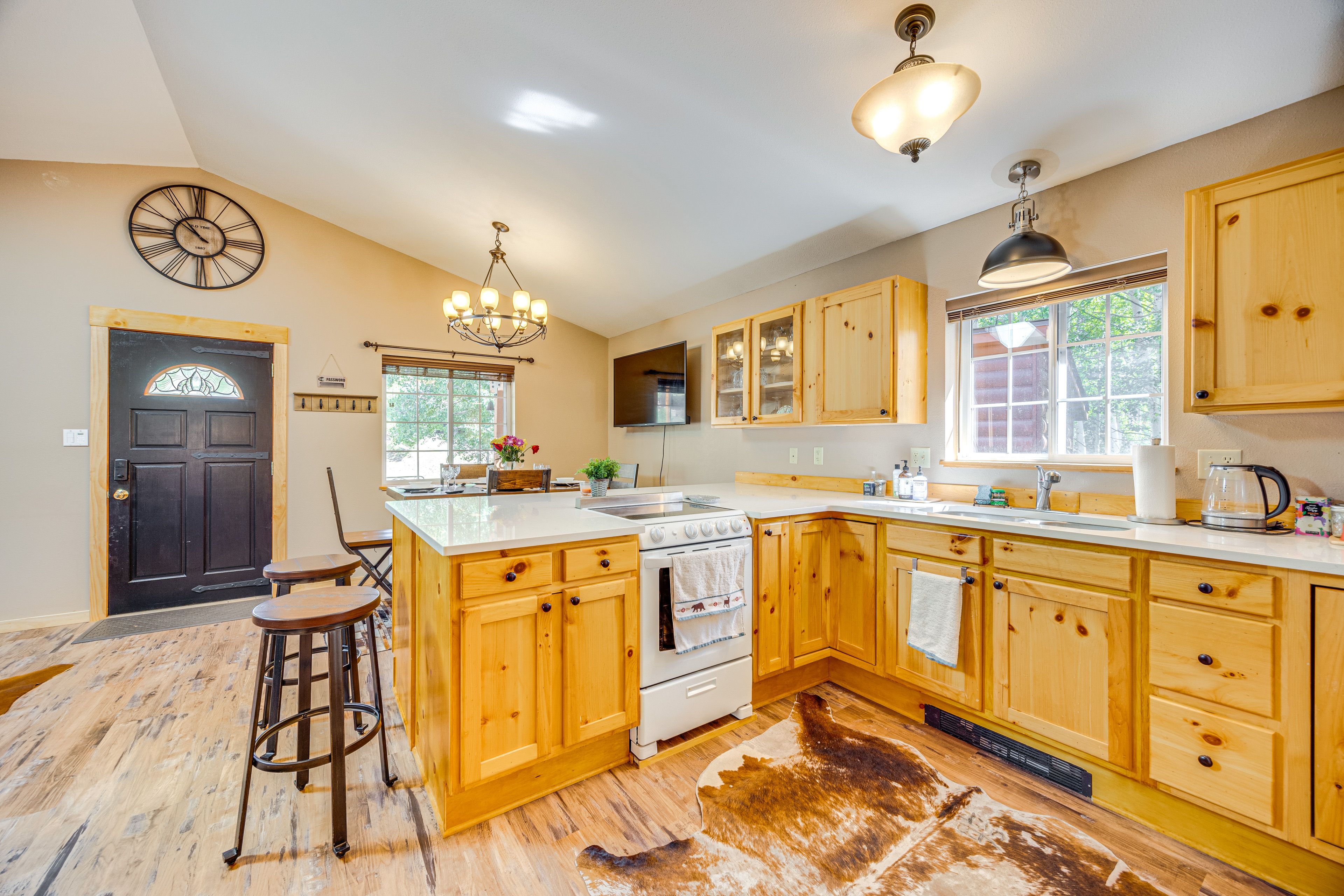 Kitchen | Cooking Basics | Pod Coffee Maker | Microwave | Toaster | Spices