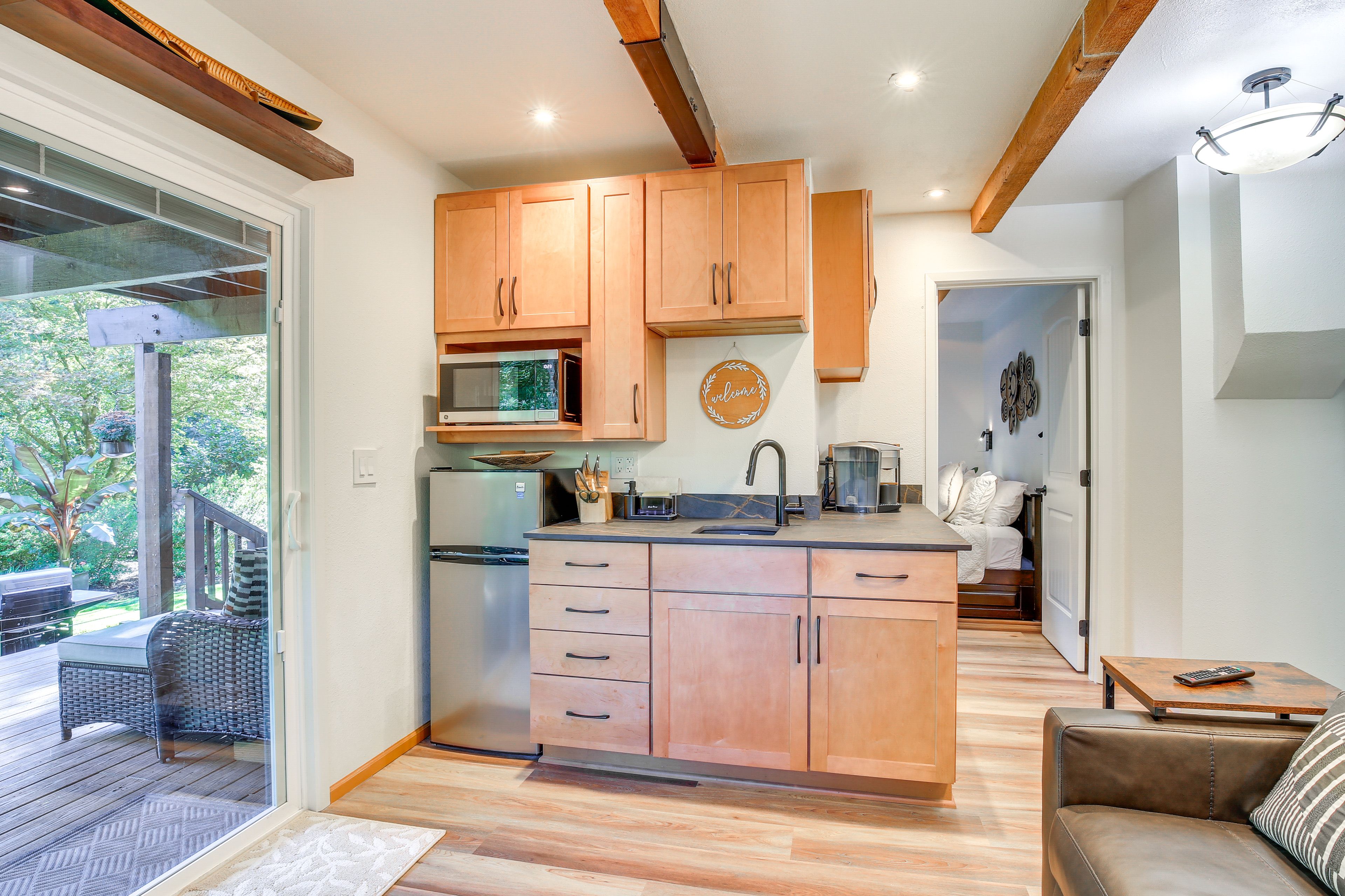 Kitchenette | Cooking Basics Supplied