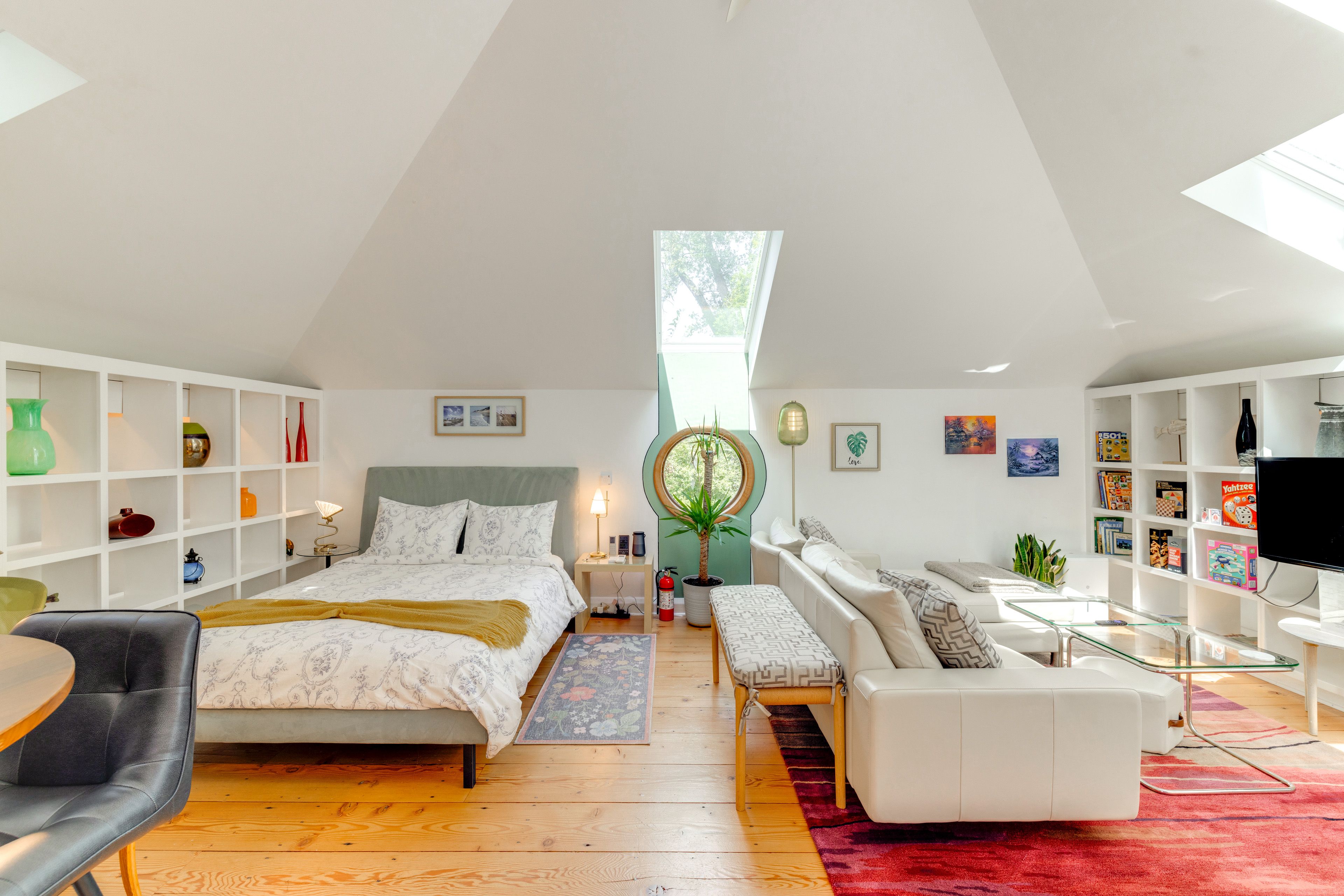 Studio | Adjustable Queen Bed | Laptop-Friendly Workspace