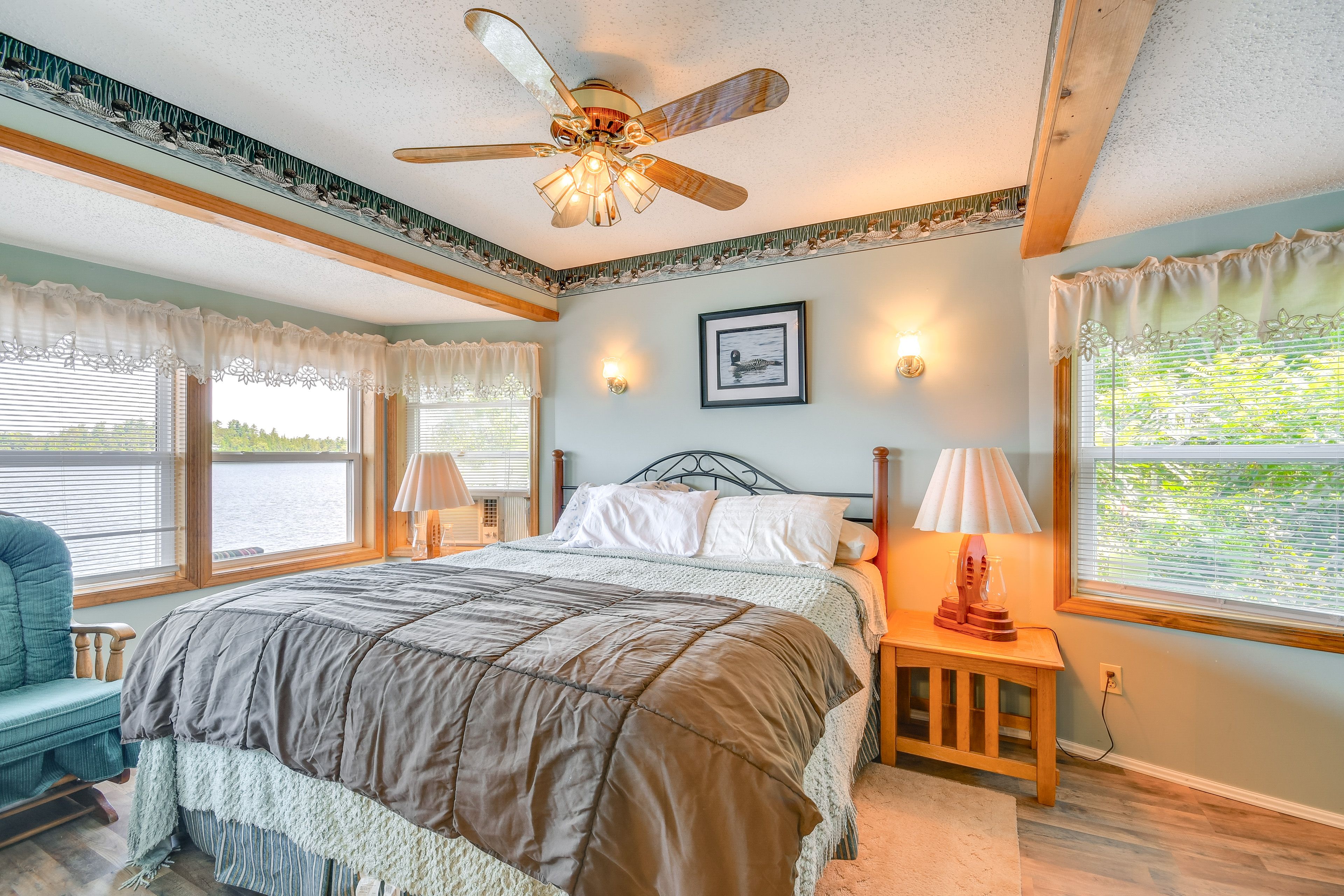 Bedroom 1 | 1st Floor | King Bed | Linens Provided