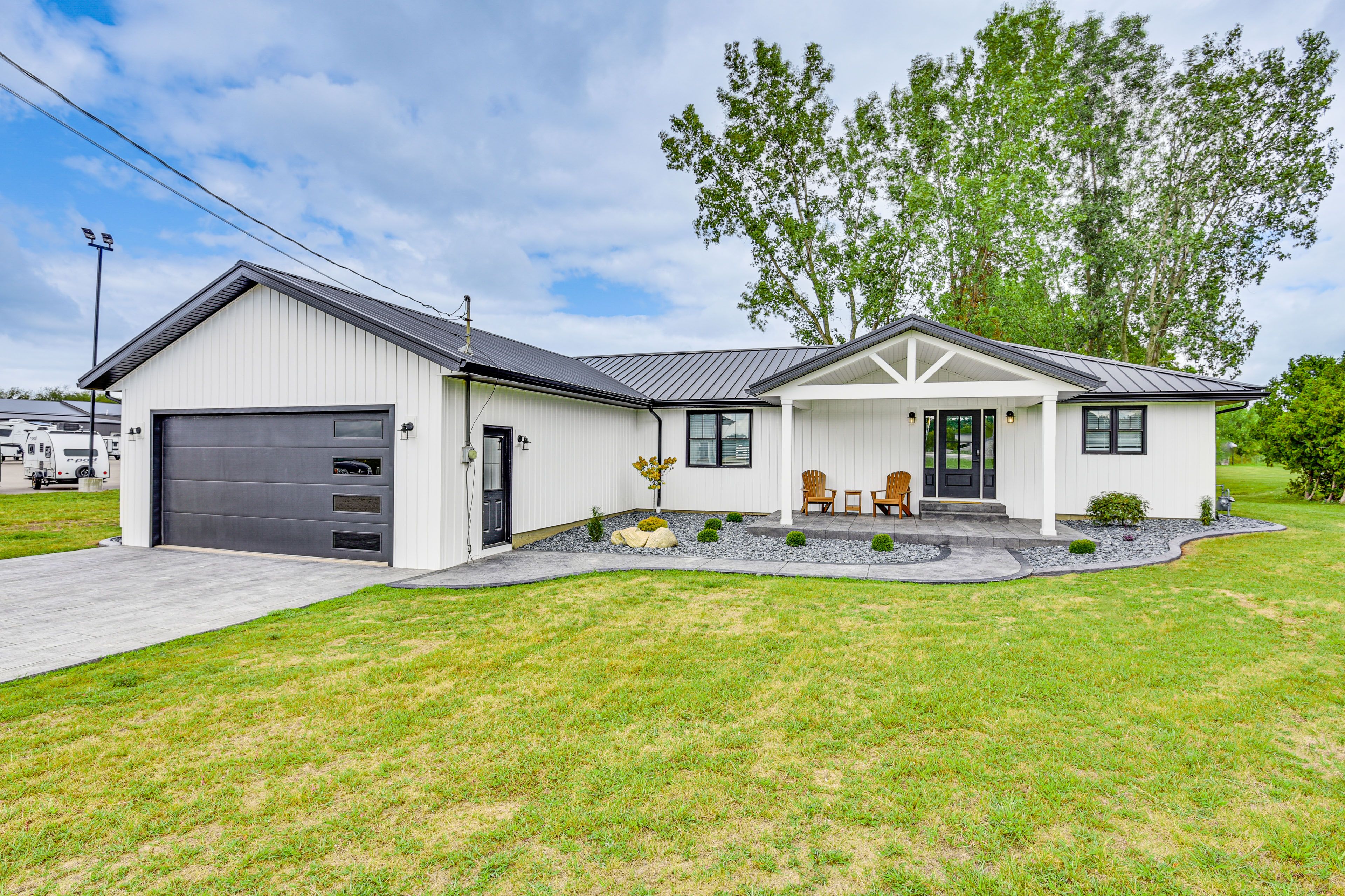 Middlebury Vacation Rental | 3BR | 3BA | 1,768 Sq Ft | Exterior Steps to Enter