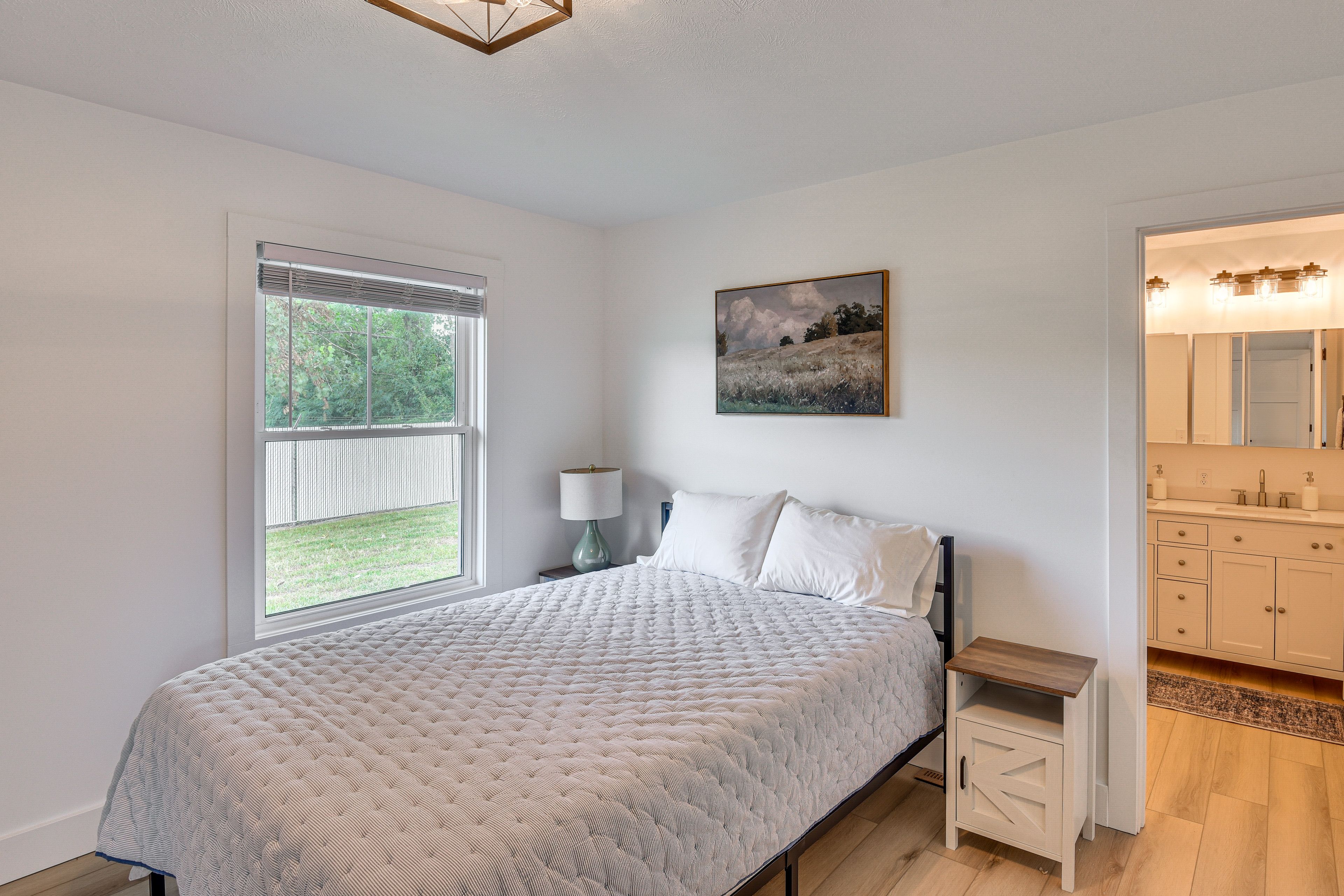 Bedroom 2 | Queen Bed | En-Suite Bathroom