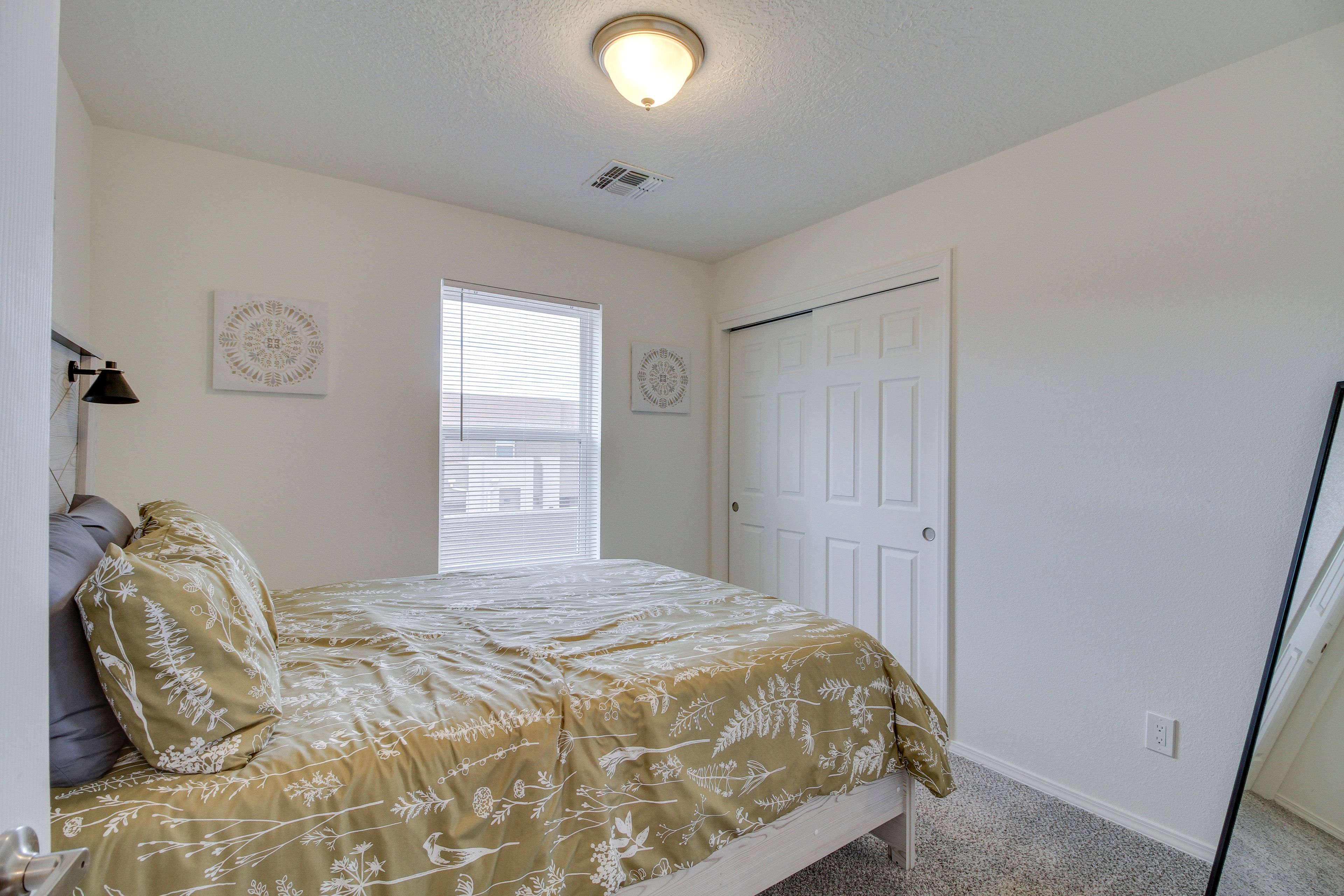 Bedroom 3 | Queen Bed | 2nd Floor
