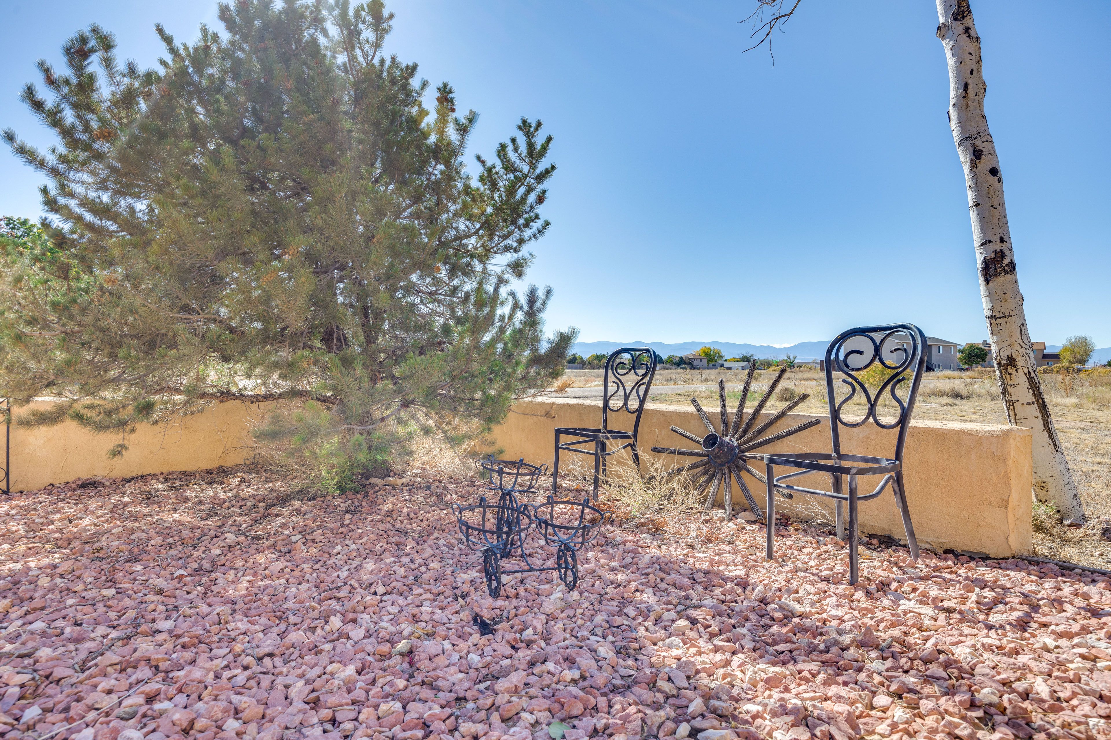 House Exterior | Fenced Courtyard | Mountain Views