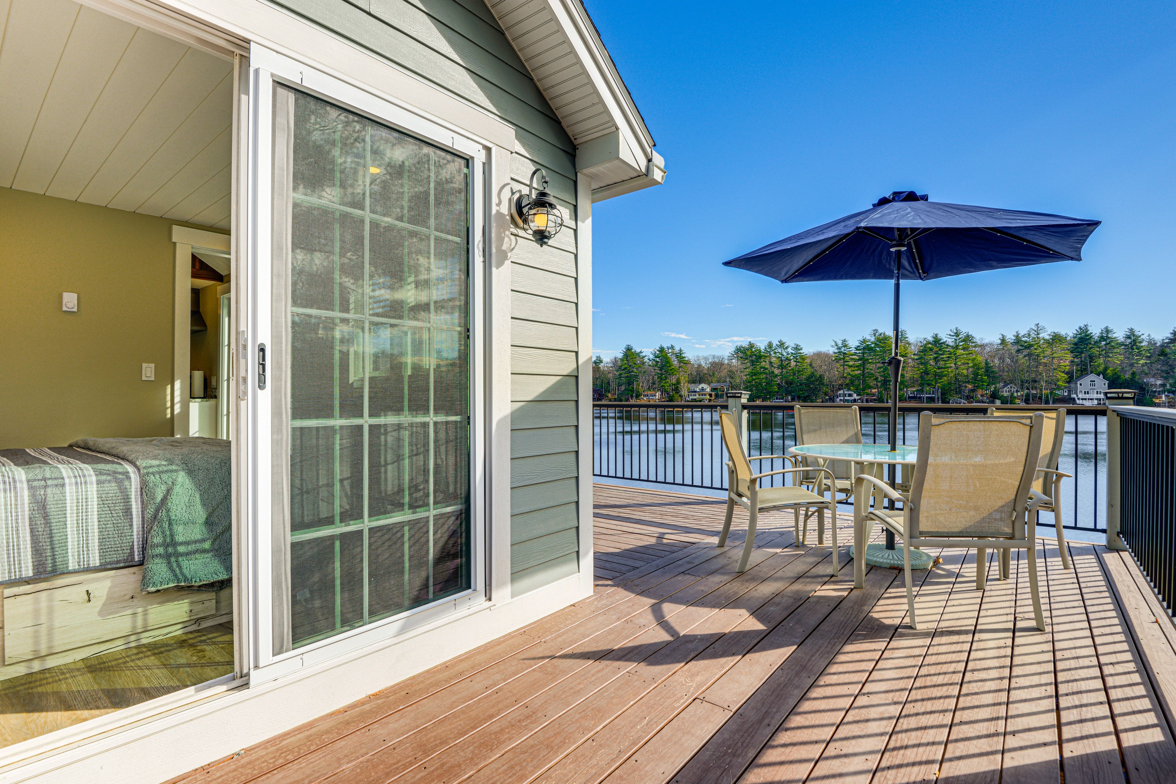 Wraparound Deck | Gas Grill