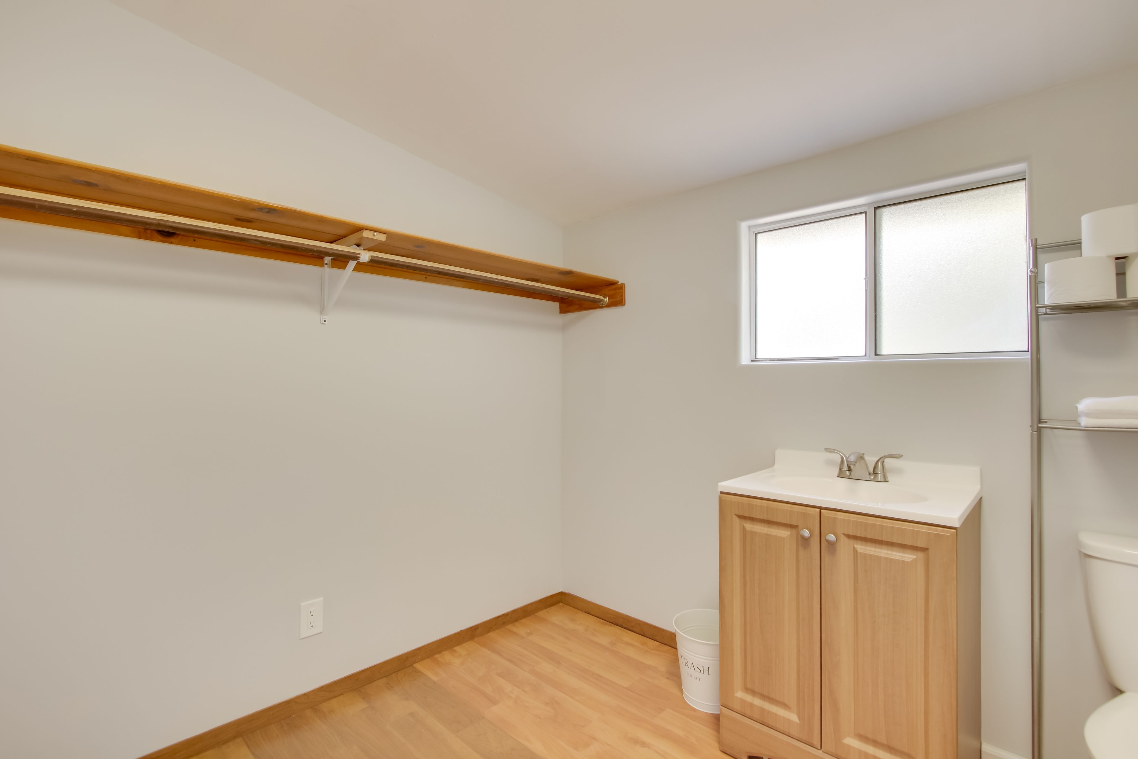 Half Bathroom | 2nd Floor
