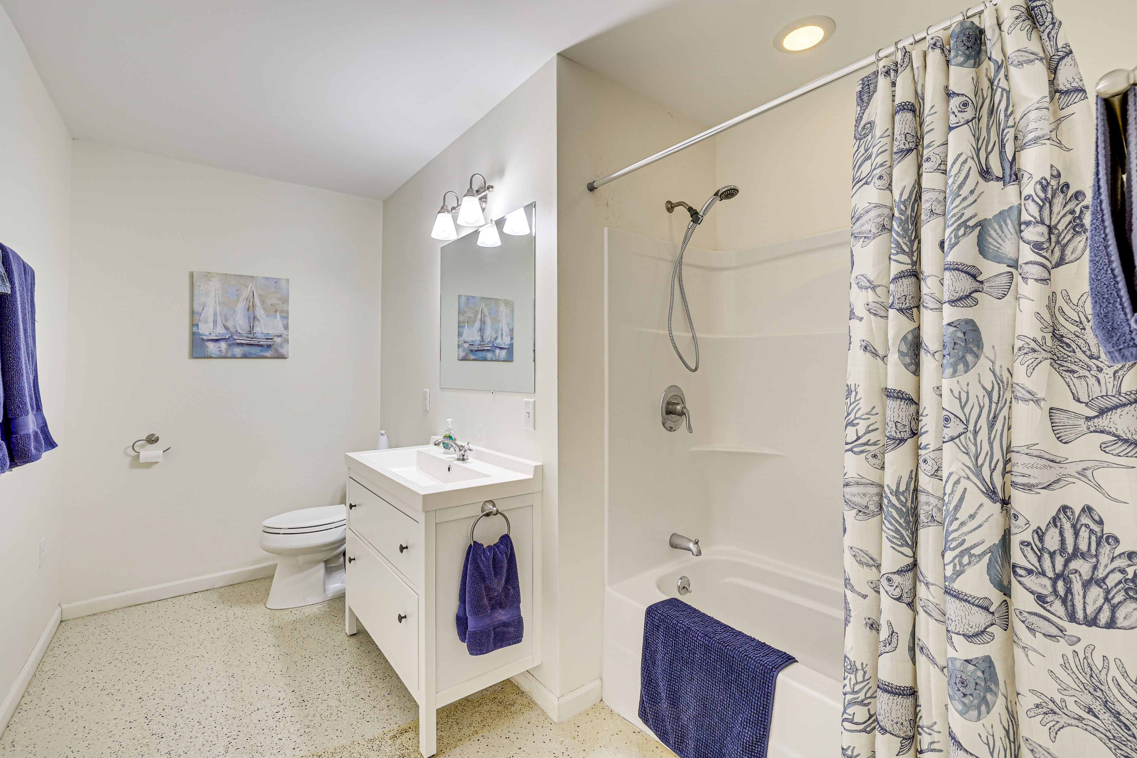 Full Bathroom