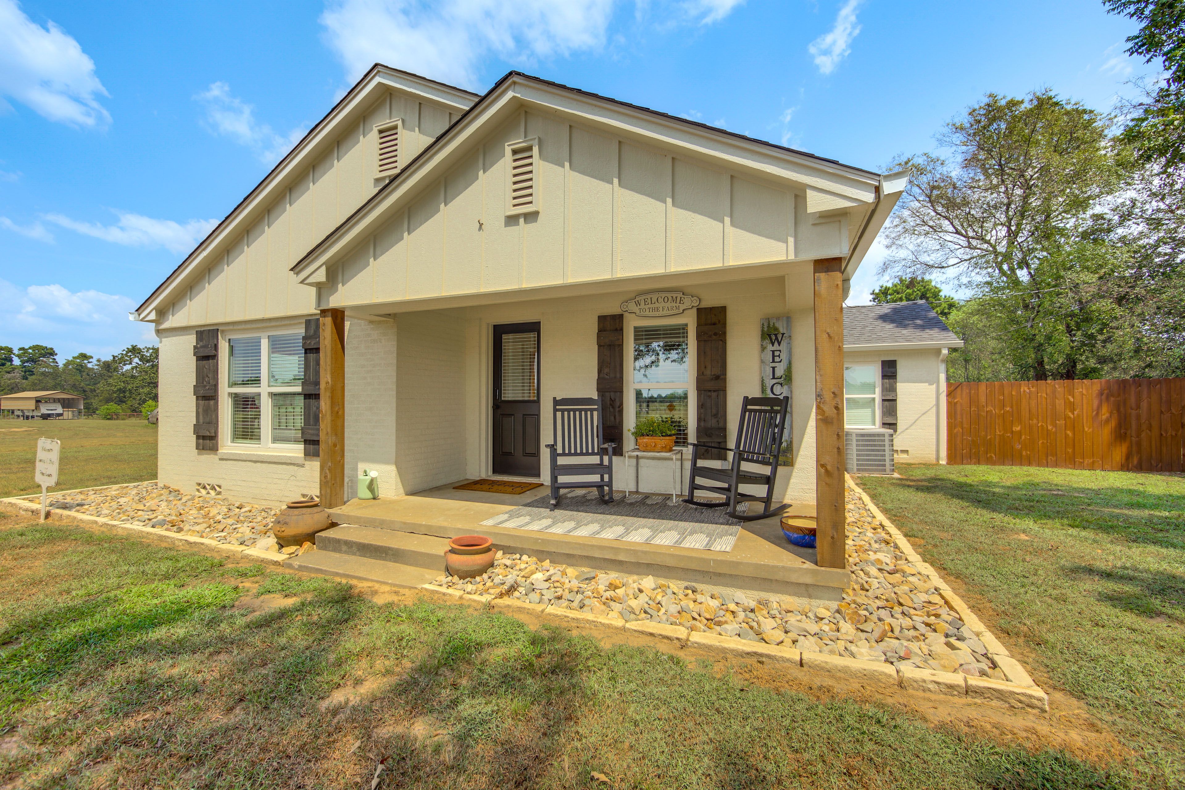 Pittsburg Vacation Rental | 3BR | 1BA | 3 Steps to Enter | 2,400 Sq Ft
