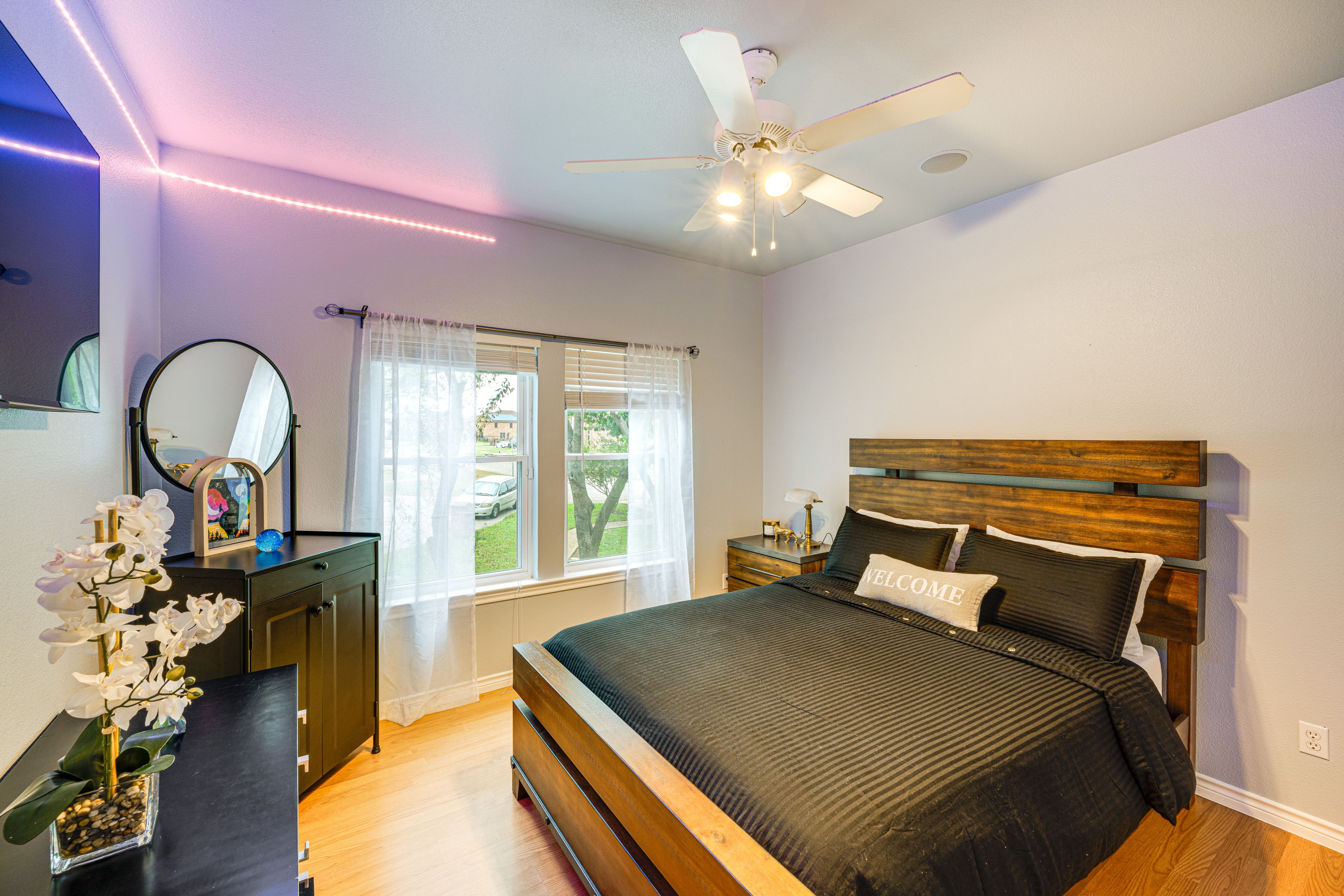 Bedroom 2 | Queen Bed
