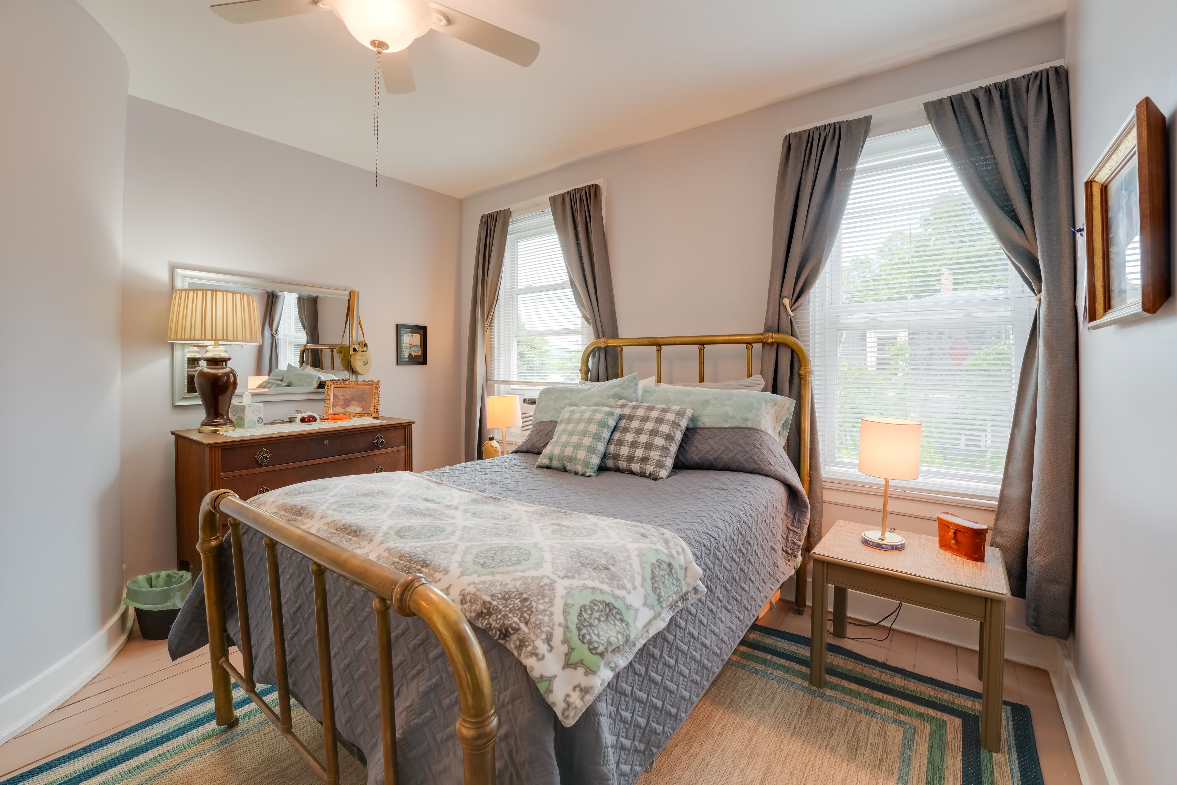 Bedroom 2 | Full Bed | 2nd Floor