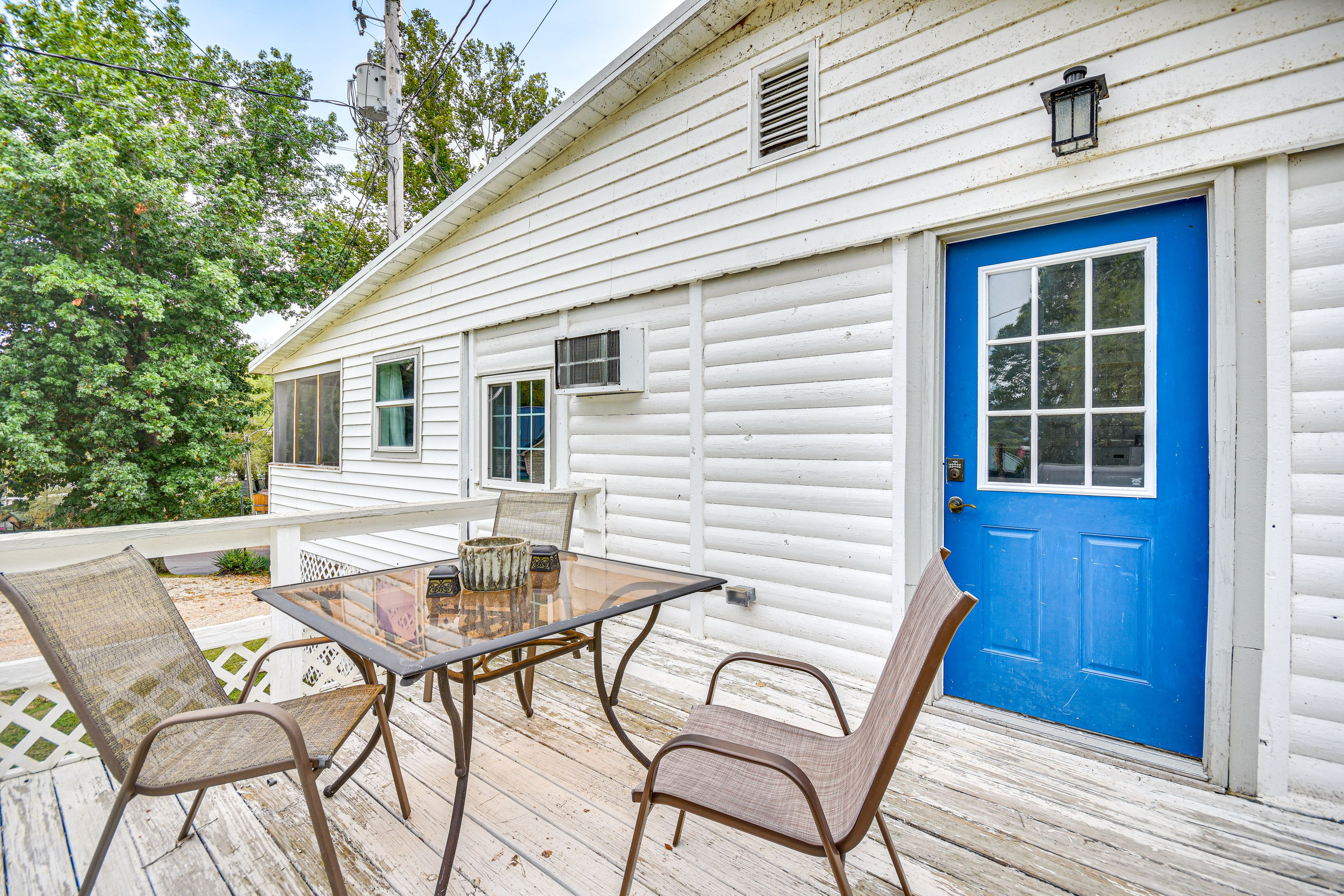 Private Deck | Dining Area | Charcoal Grill