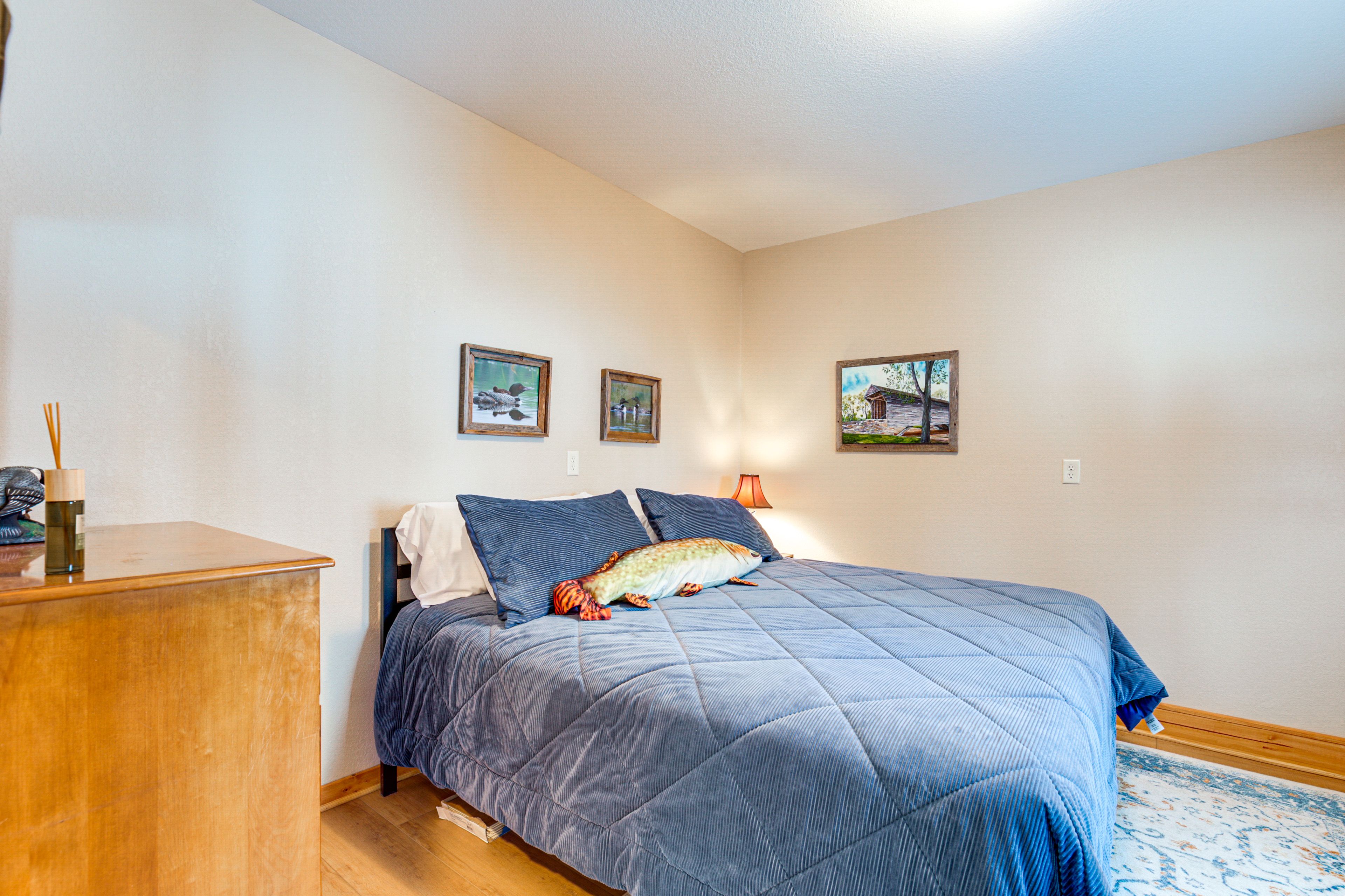 Bedroom 1 | King Bed | 1st Floor
