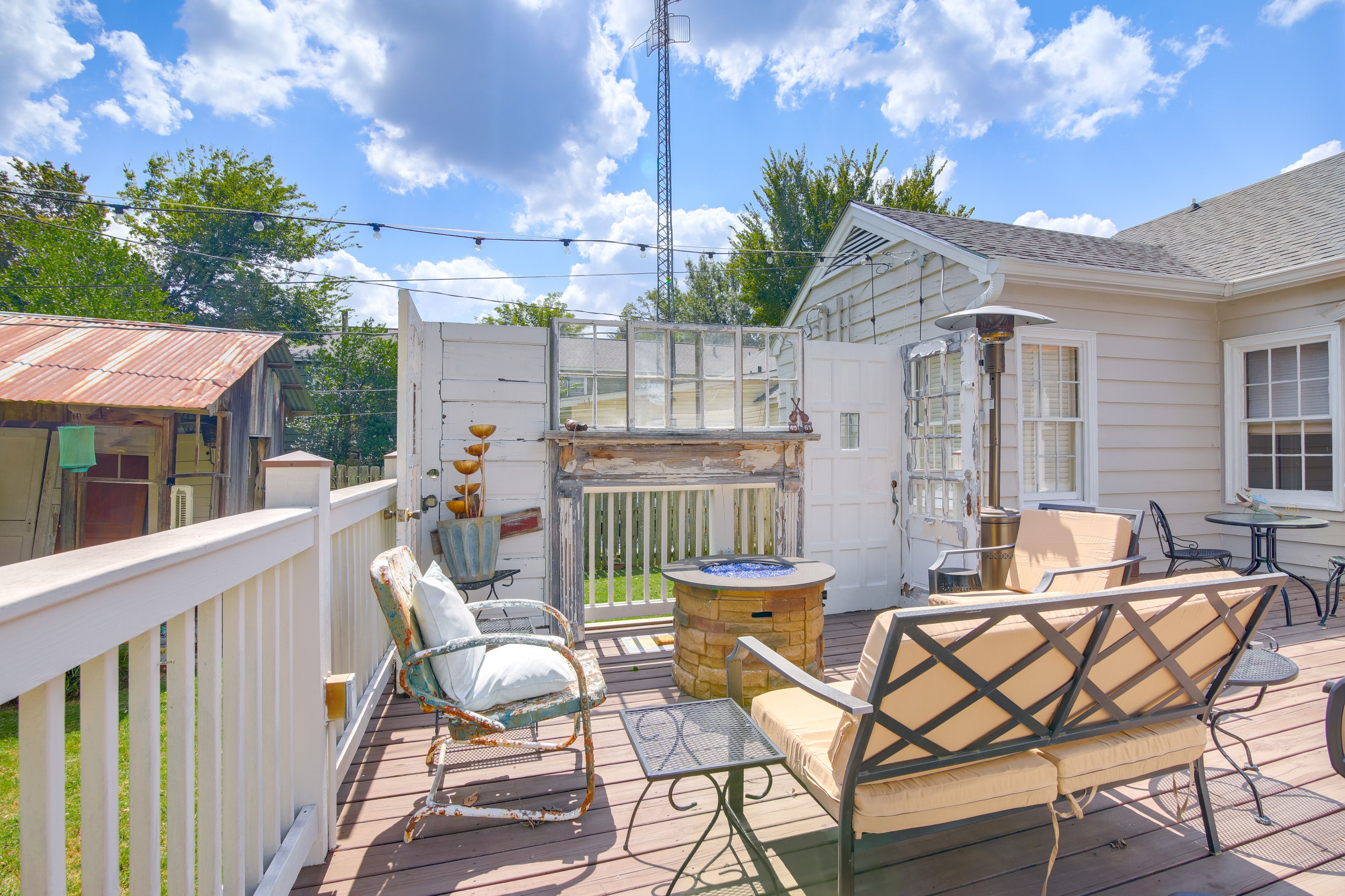 Private Deck | Gas Fire Pit