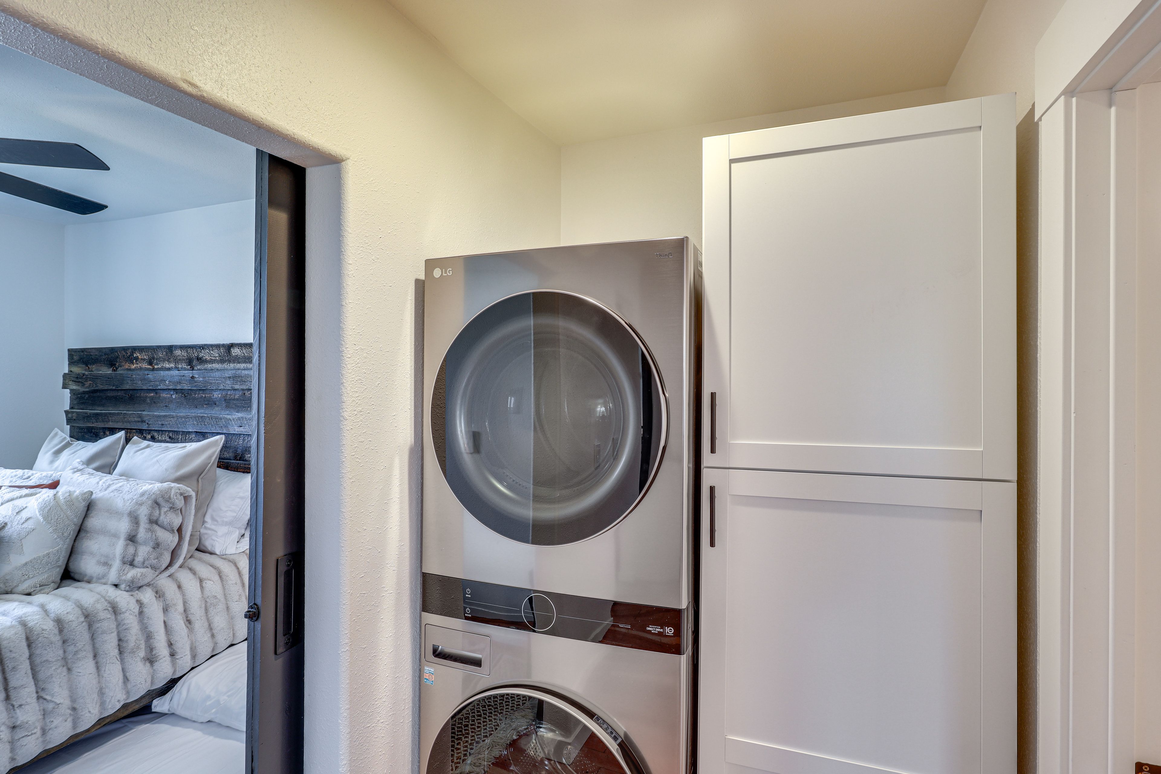 Washer & Dryer