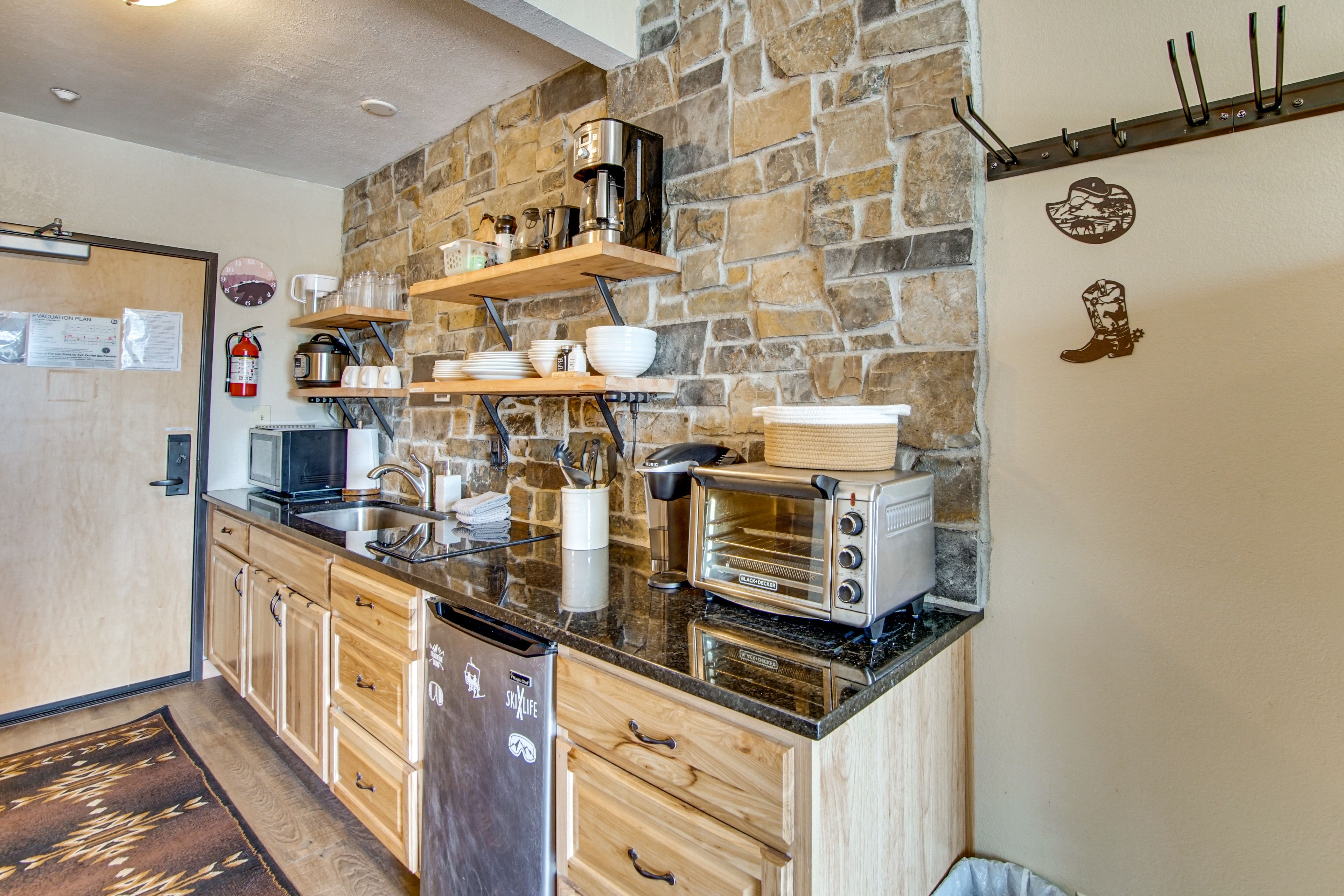 Studio | Kitchenette
