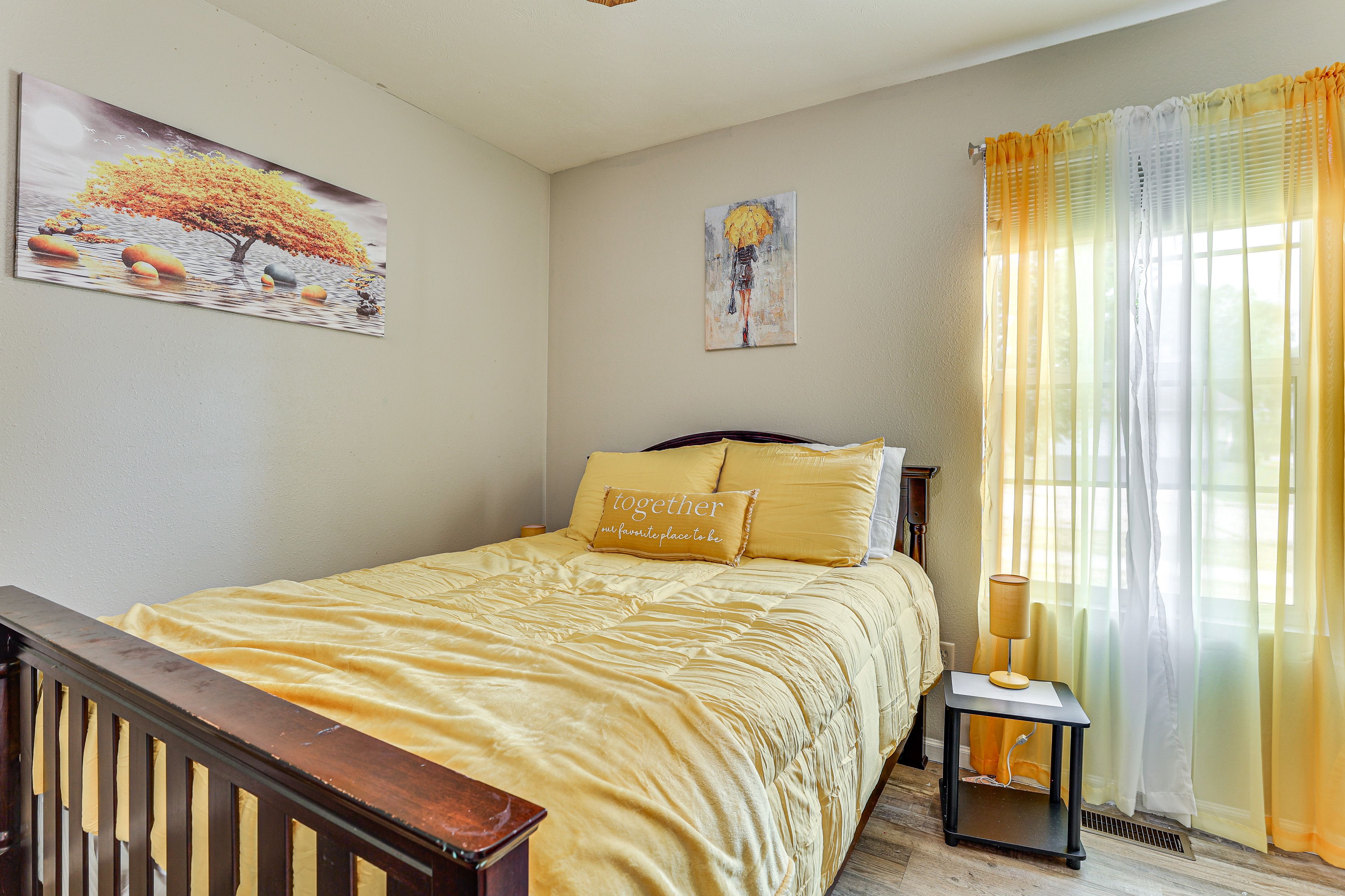 Bedroom 3 | Main Level | Full Bed | Smart TV