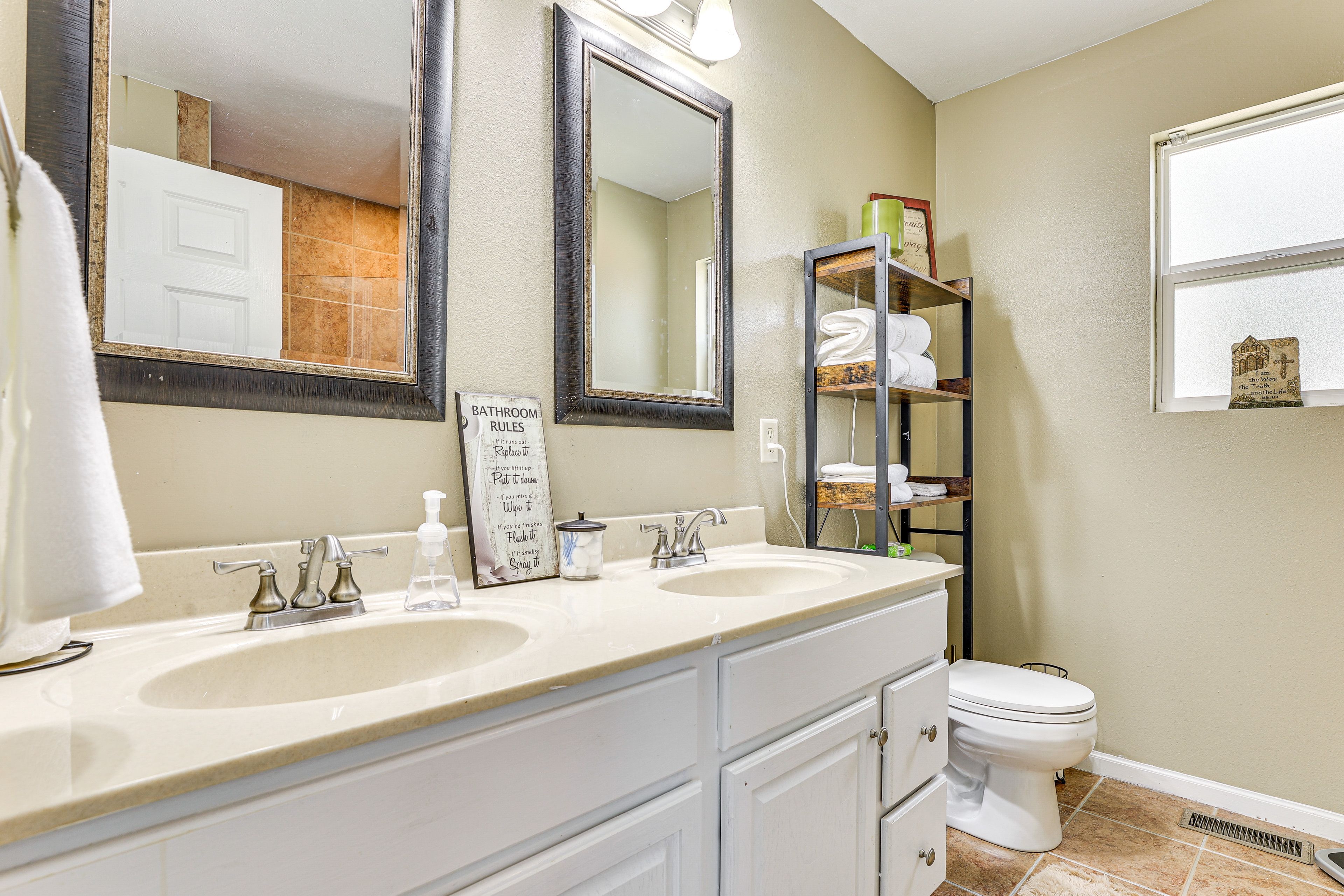 En-Suite Bathroom | Main Level