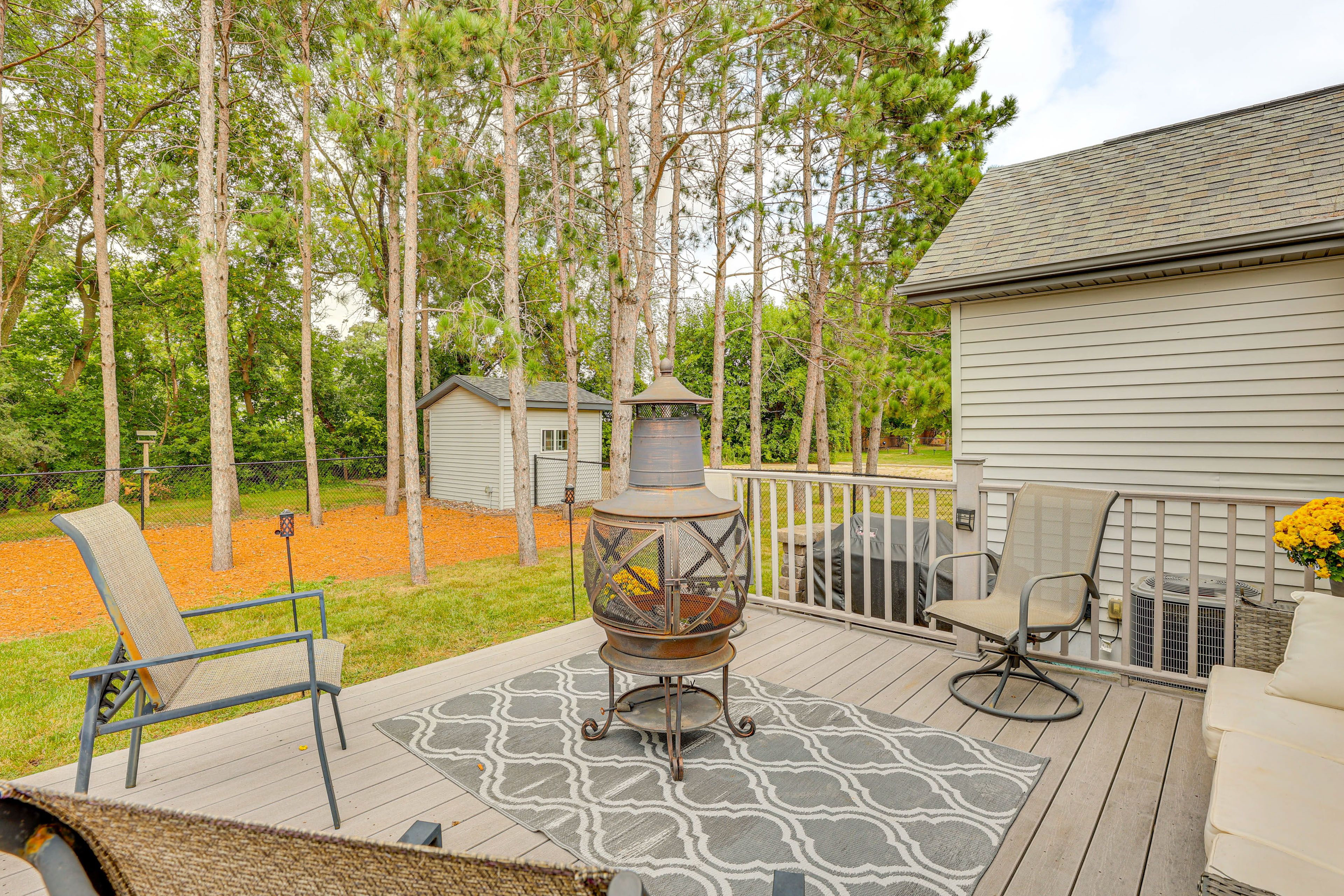 Furnished Deck