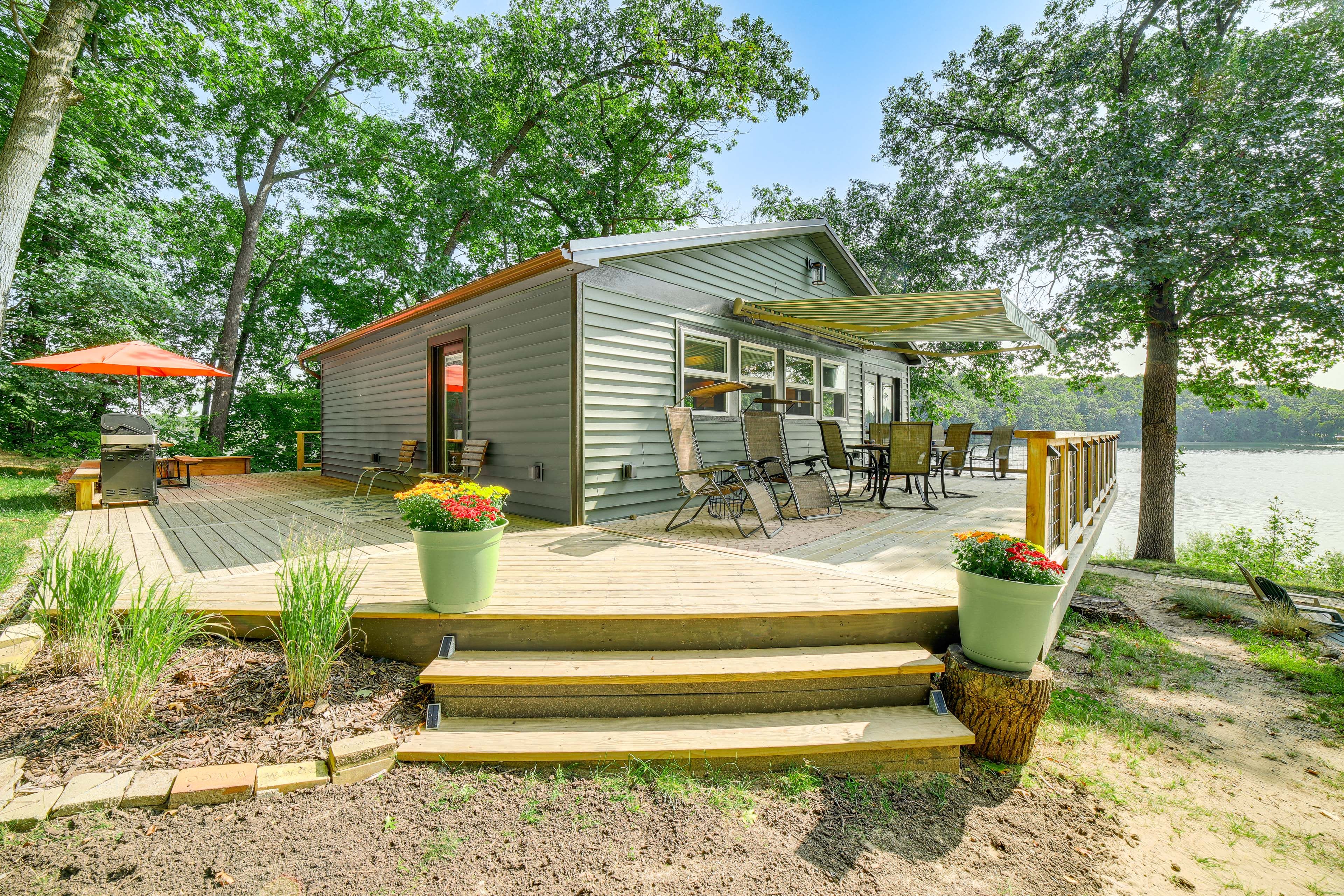 Belding Vacation Rental | 1BR | 1BA | 840 Sq Ft | Concrete Stairs Required