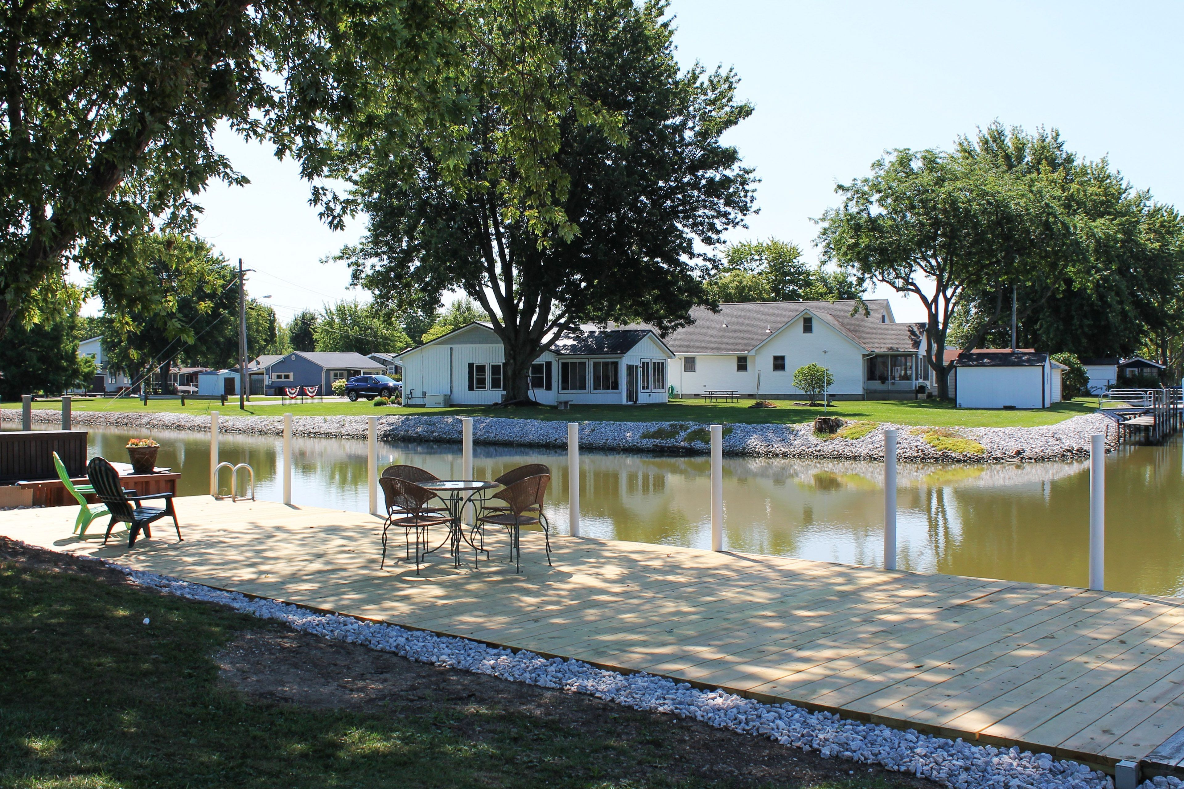 Port Clinton Vacation Rental | 3BR | 1BA | 1,000 Sq Ft | Exterior Steps to Enter