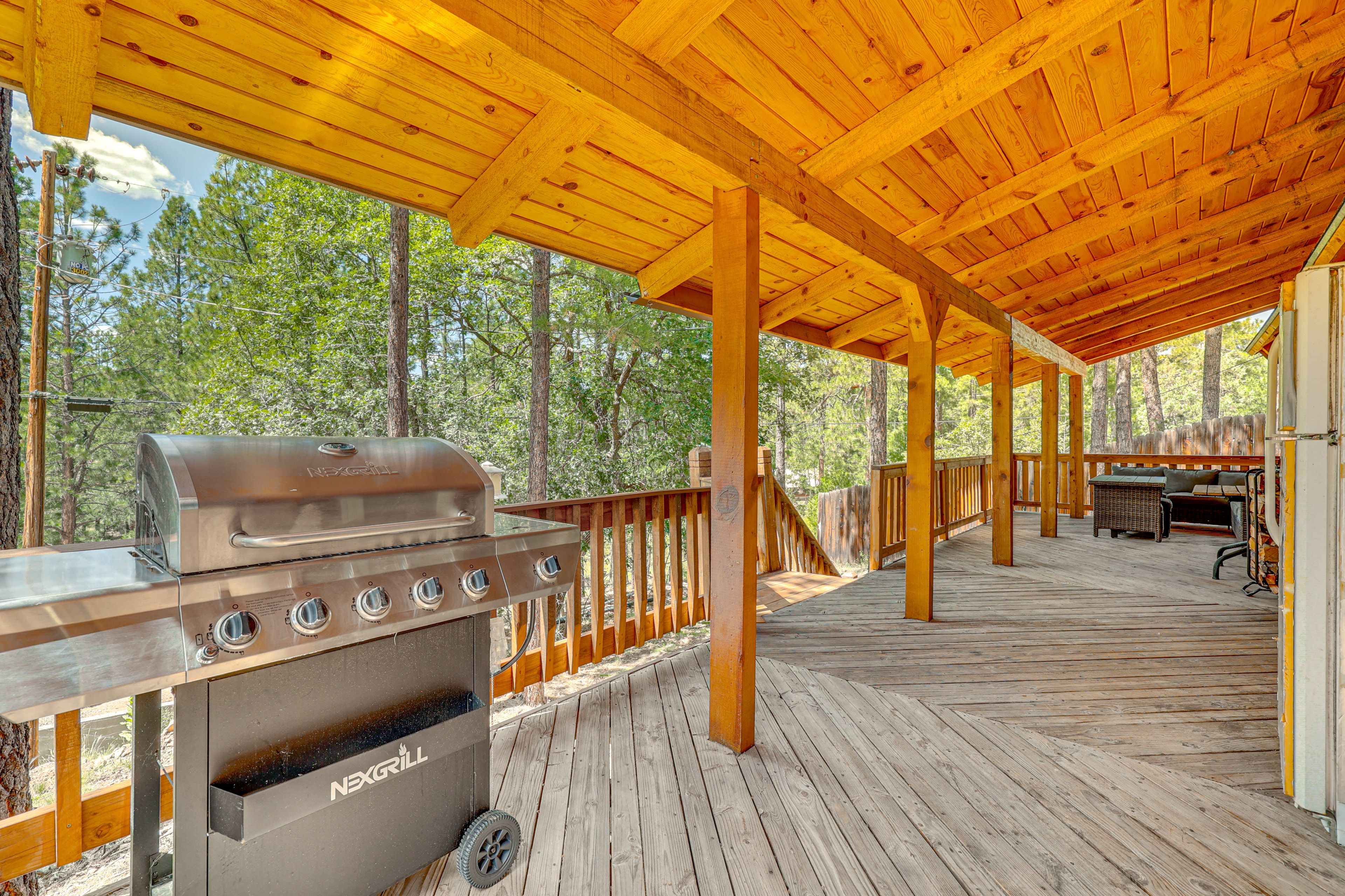 Alpine Vacation Rental | 3BR | 1BA | 1,050 Sq Ft | 4 Steps Required to Enter