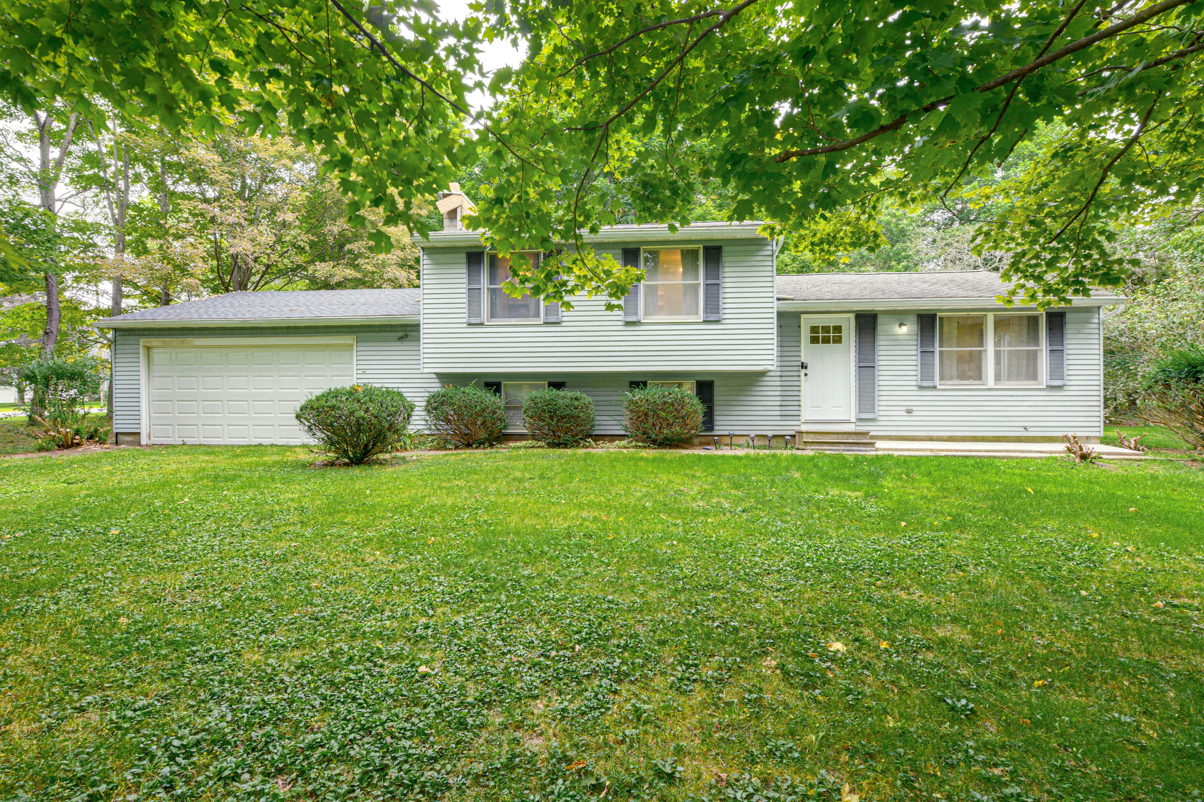 Allegany Vacation Rental | 3BR | 1.5BA | 1,400 Sq Ft | 2 Steps to Enter