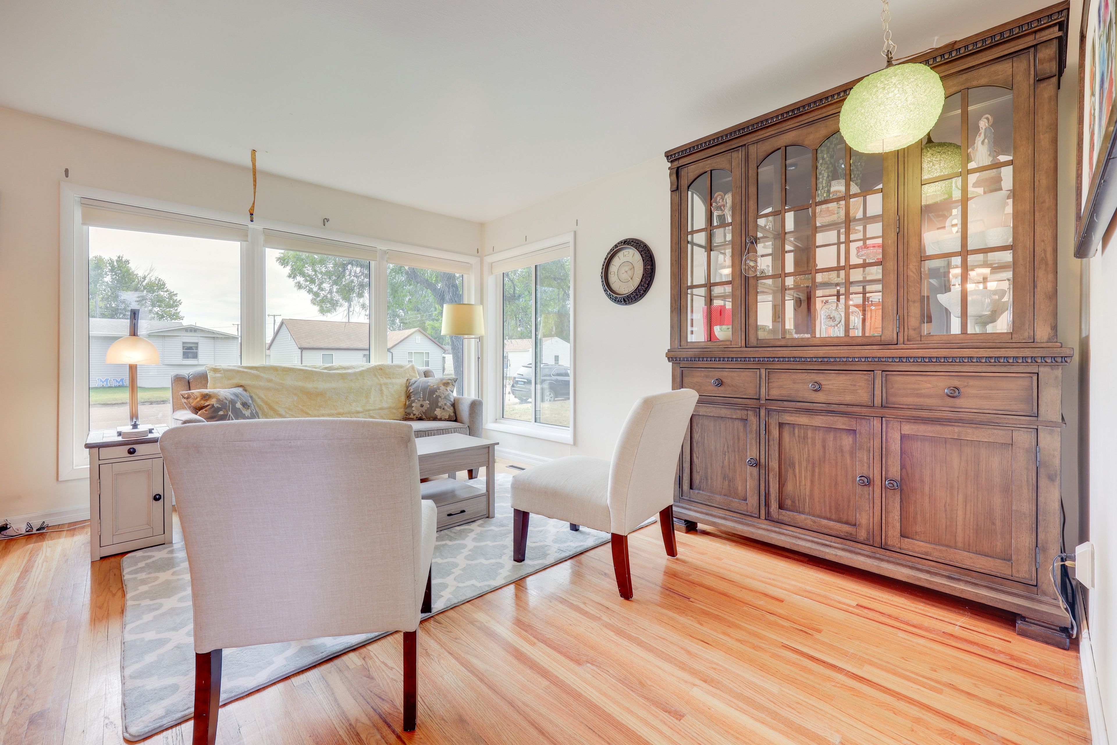 Living Room | Free WiFi | Central Heating & A/C | Main Floor
