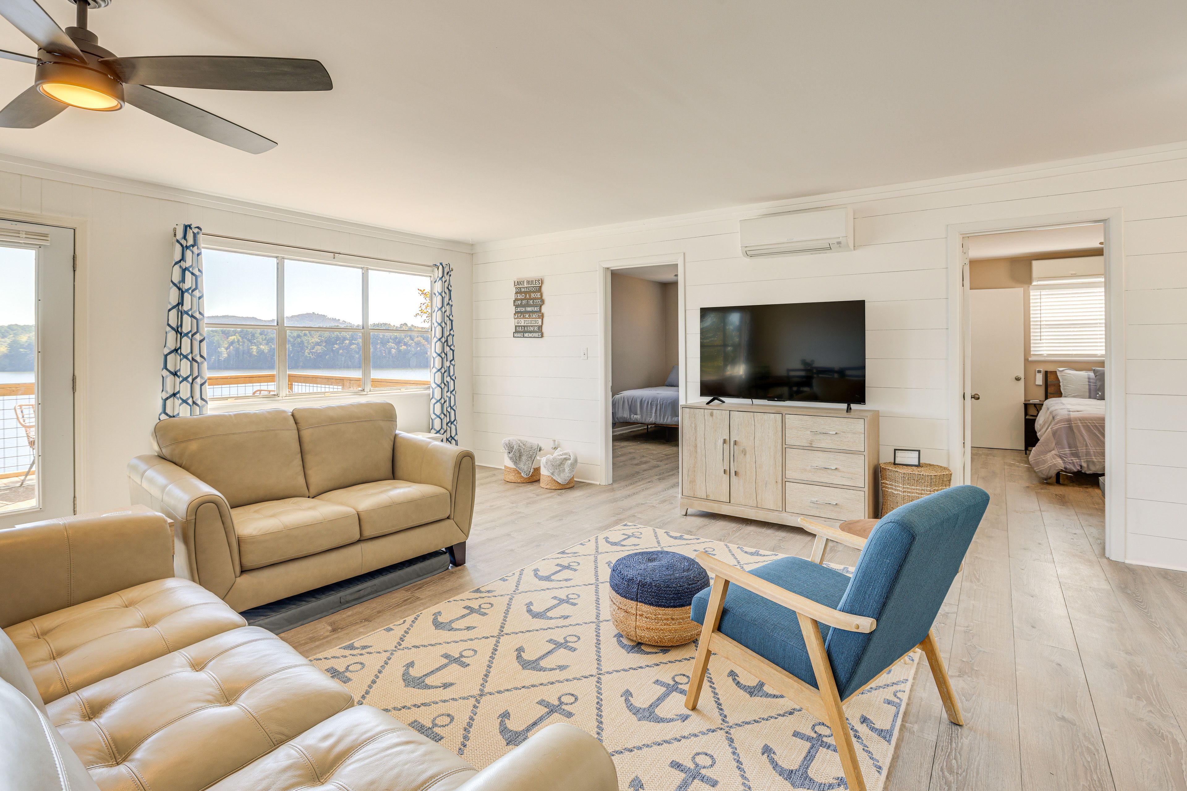 Living Room | Free WiFi | Central A/C | Smart TV | Main Level