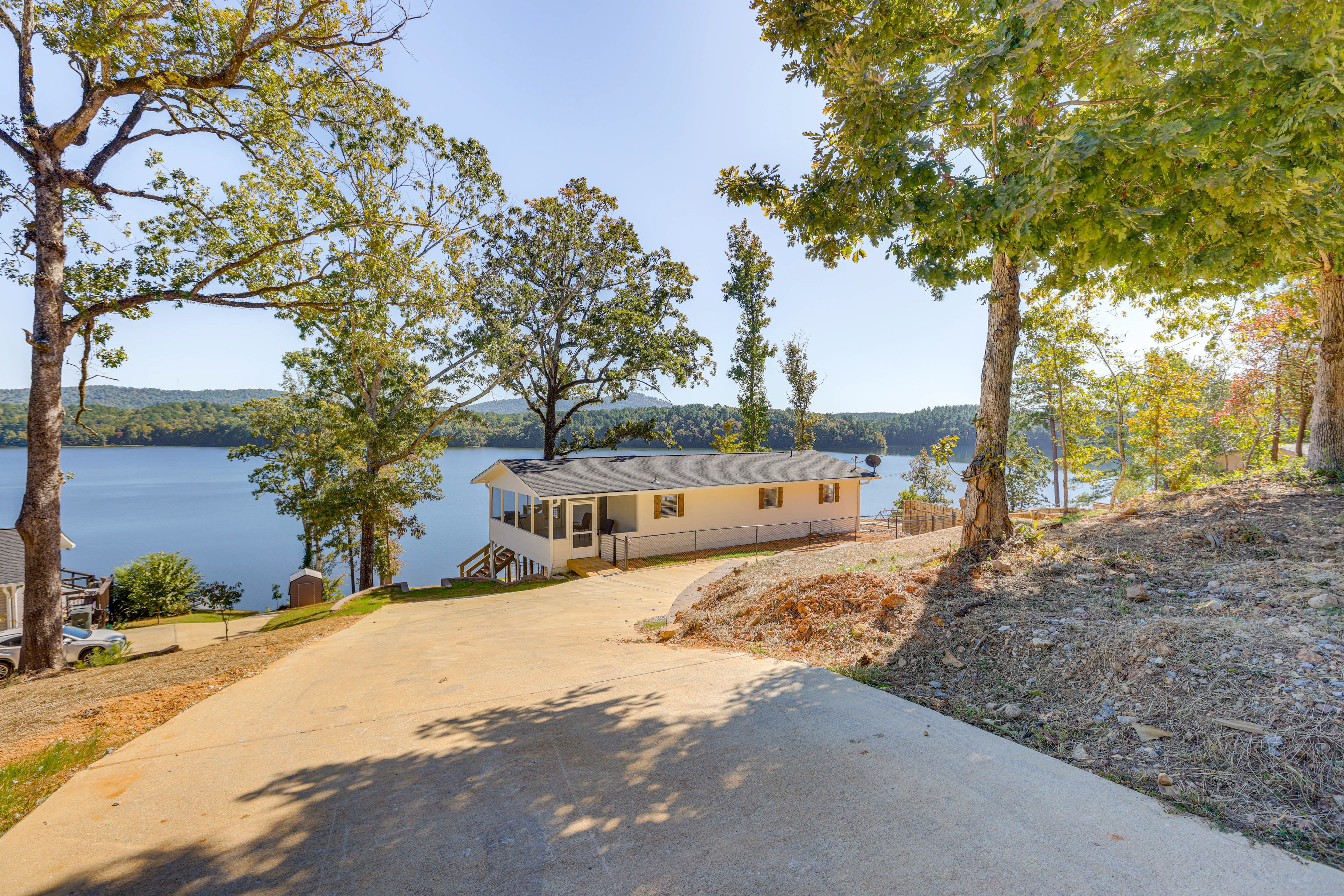 Exterior | Parking | Driveway (4 Vehicles) | Boats/Trailers Welcome