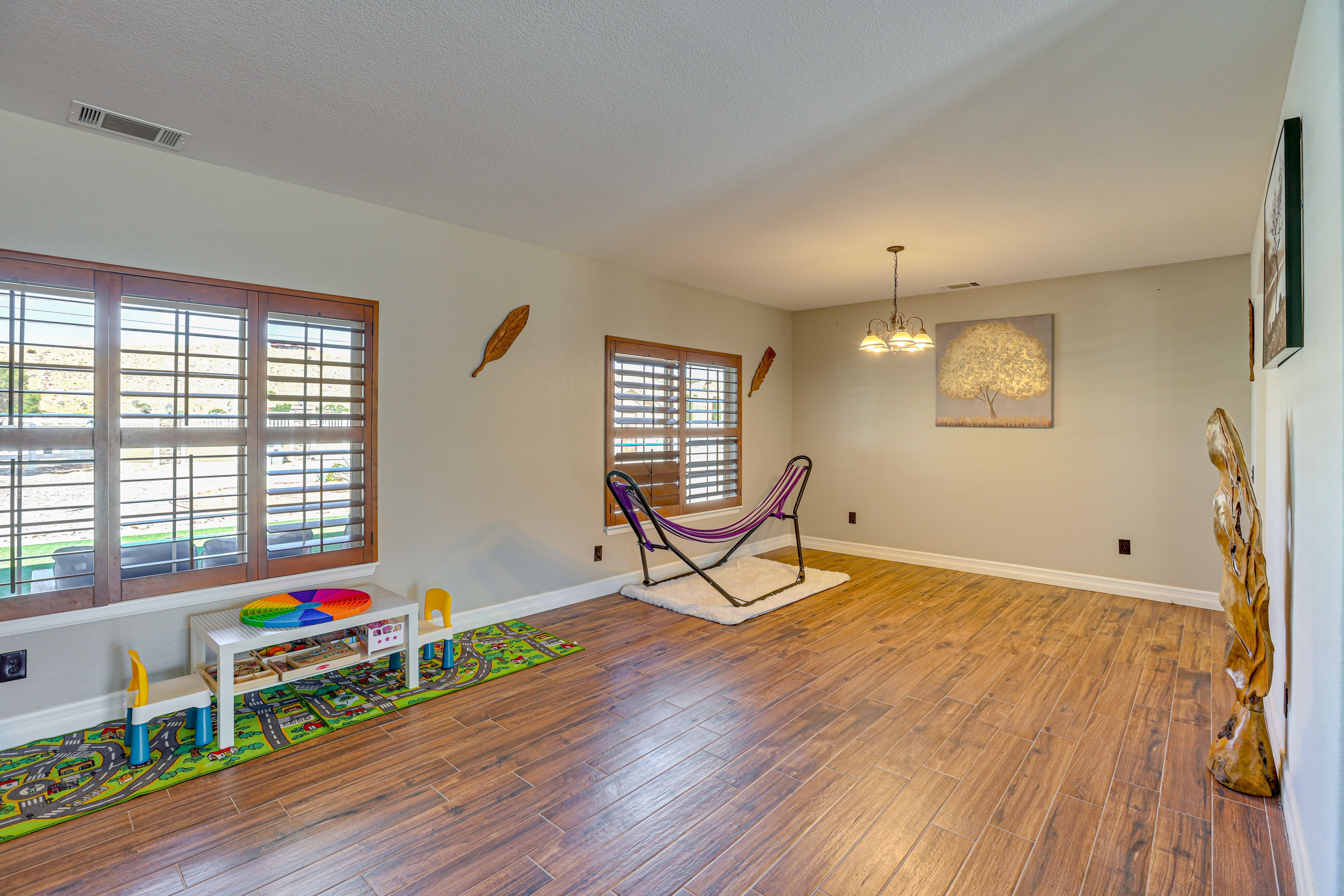 Living Area | Hammock | Children's Toys