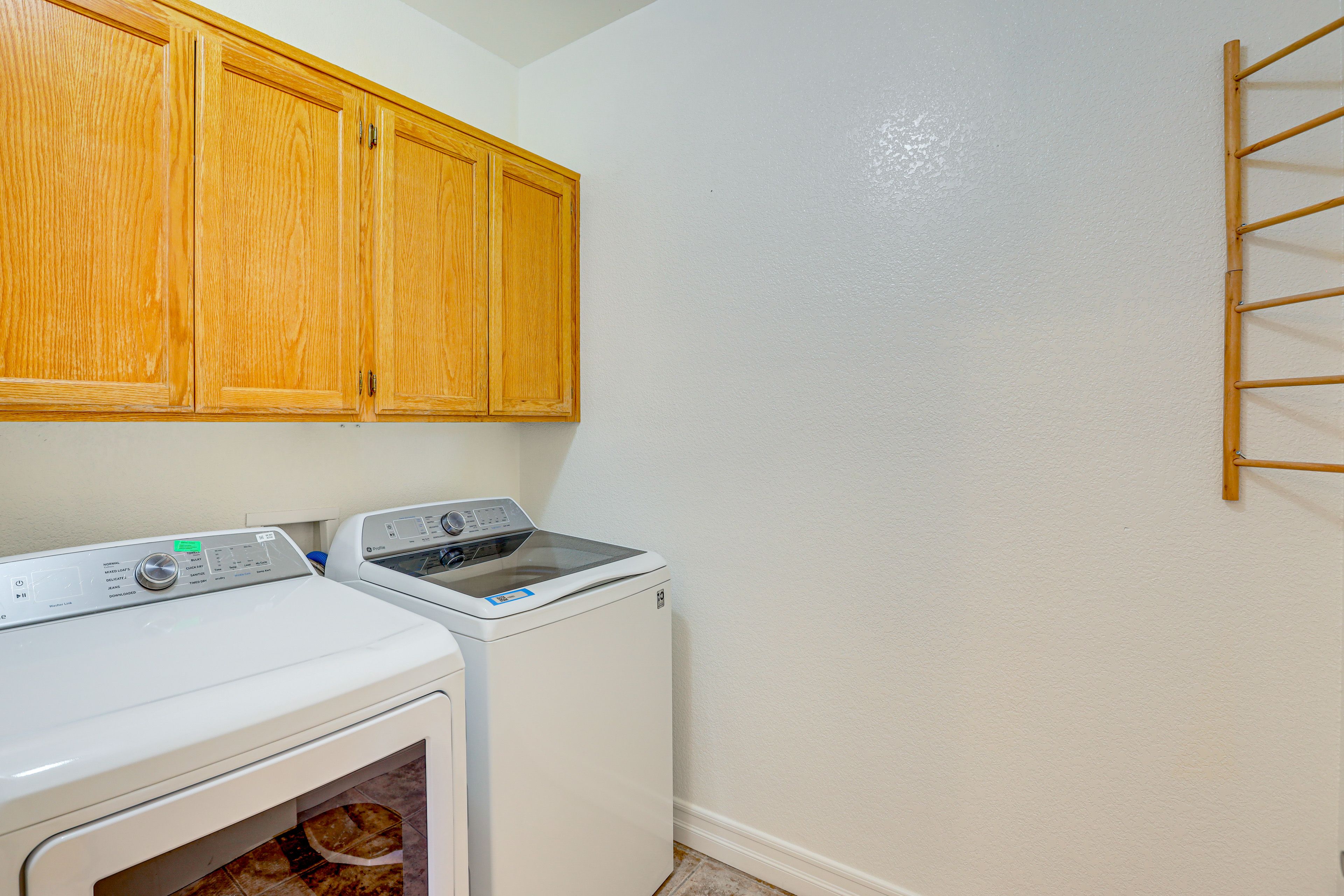 Washer & Dryer