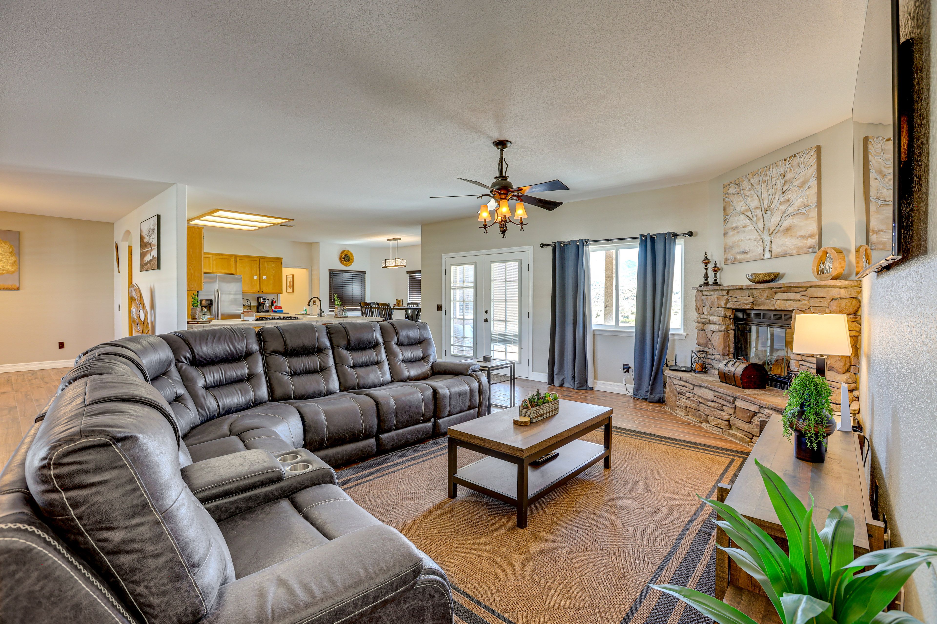 Living Room | Fireplace | Central A/C & Heating | Free WiFi