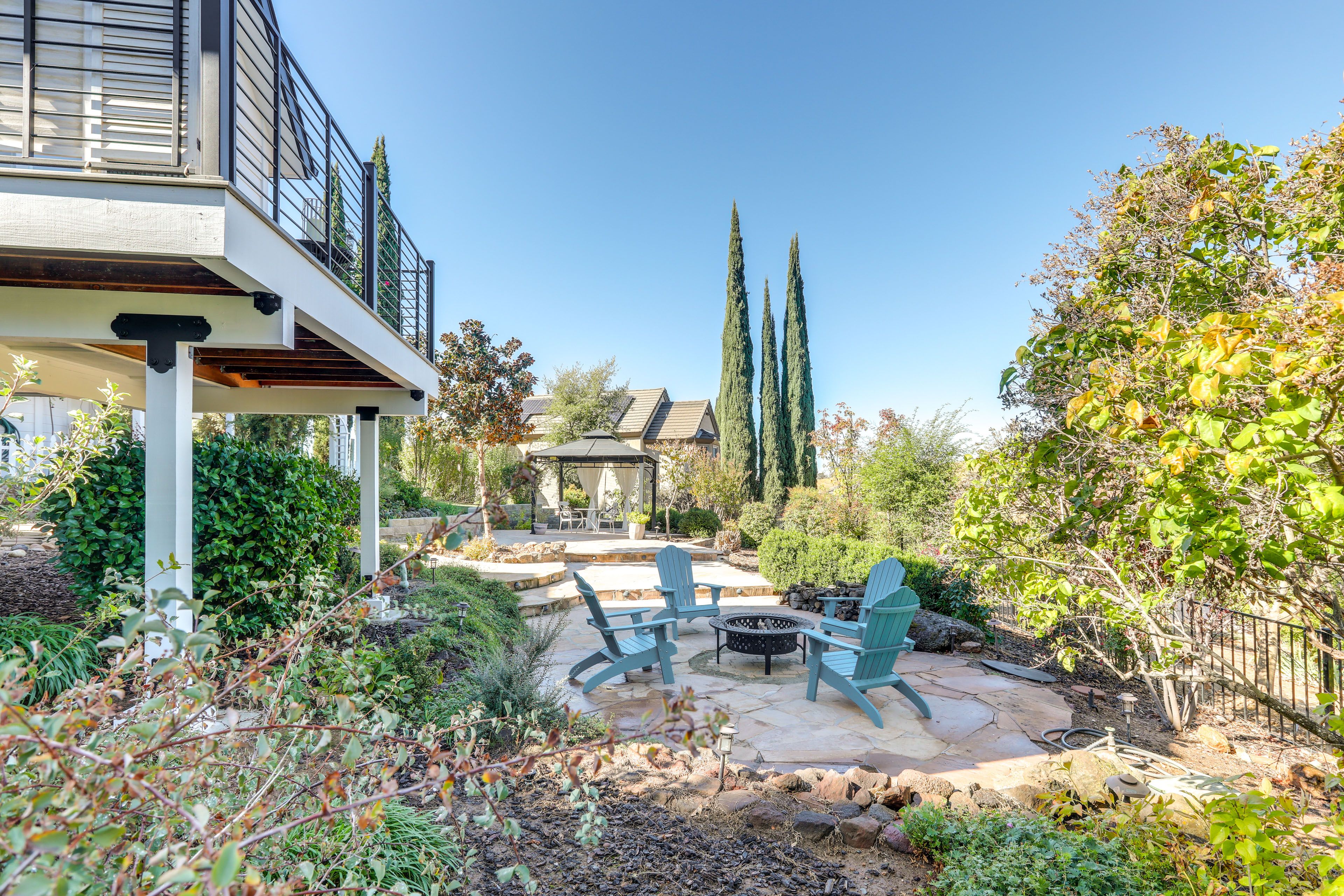 Home Exterior | Fire Pit