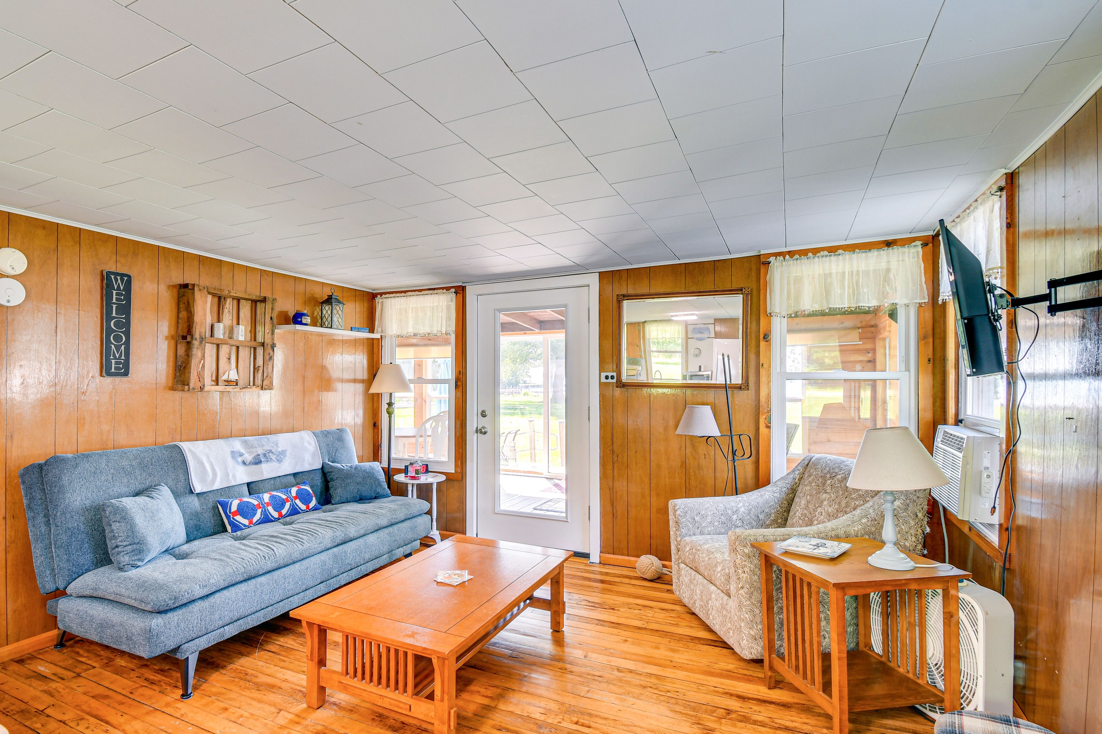 Living Room | Window A/C Unit | Smart TV