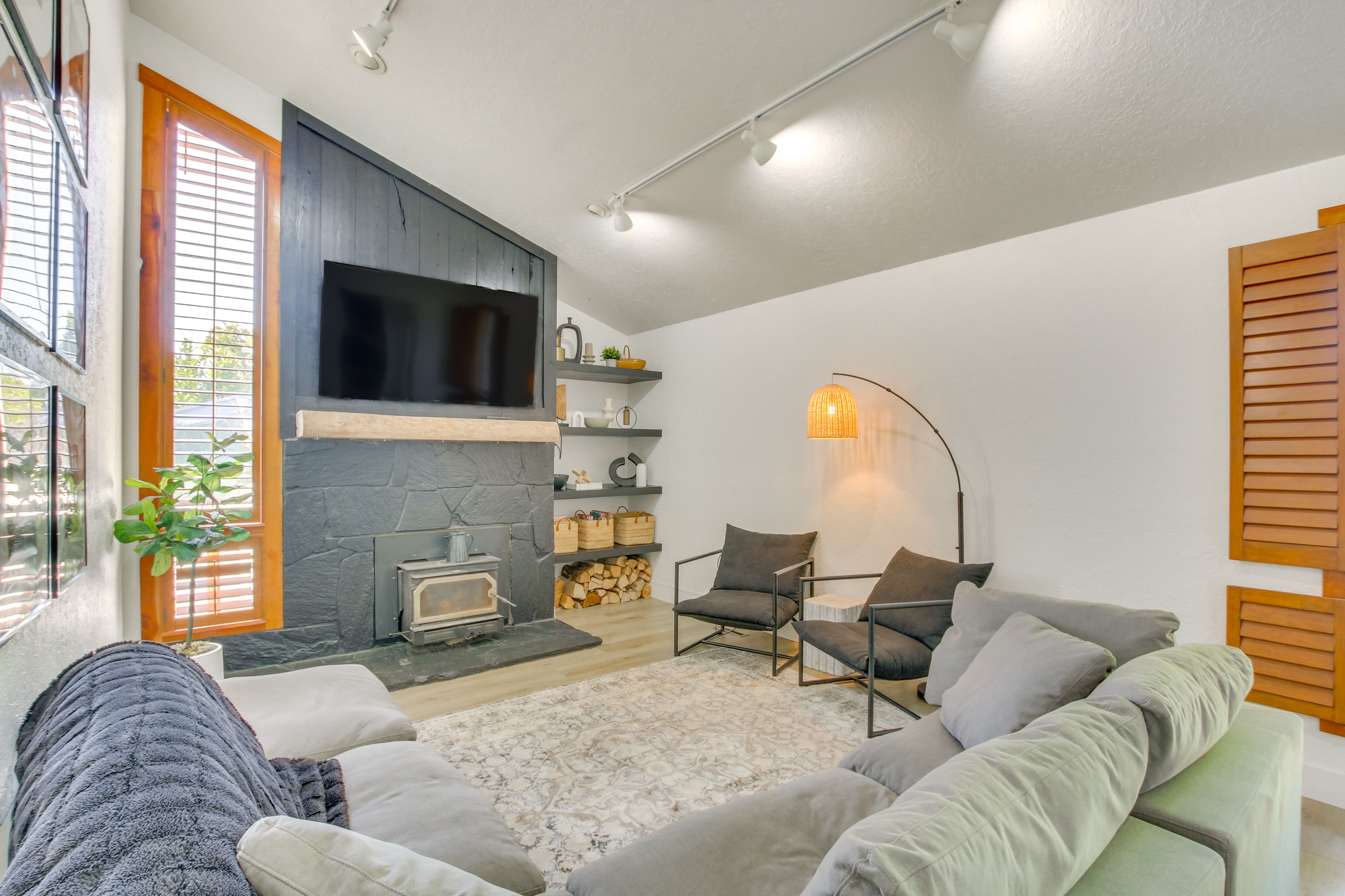 Living Room | 1st Floor