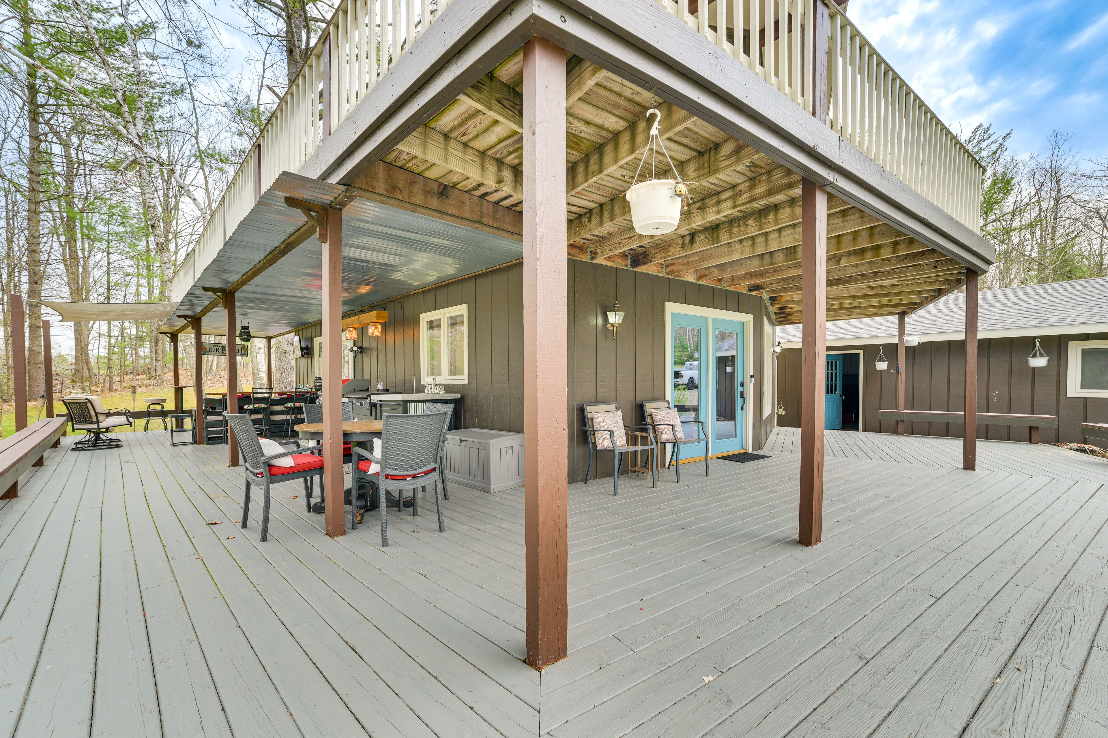 Covered Patio | Outdoor Dining Area
