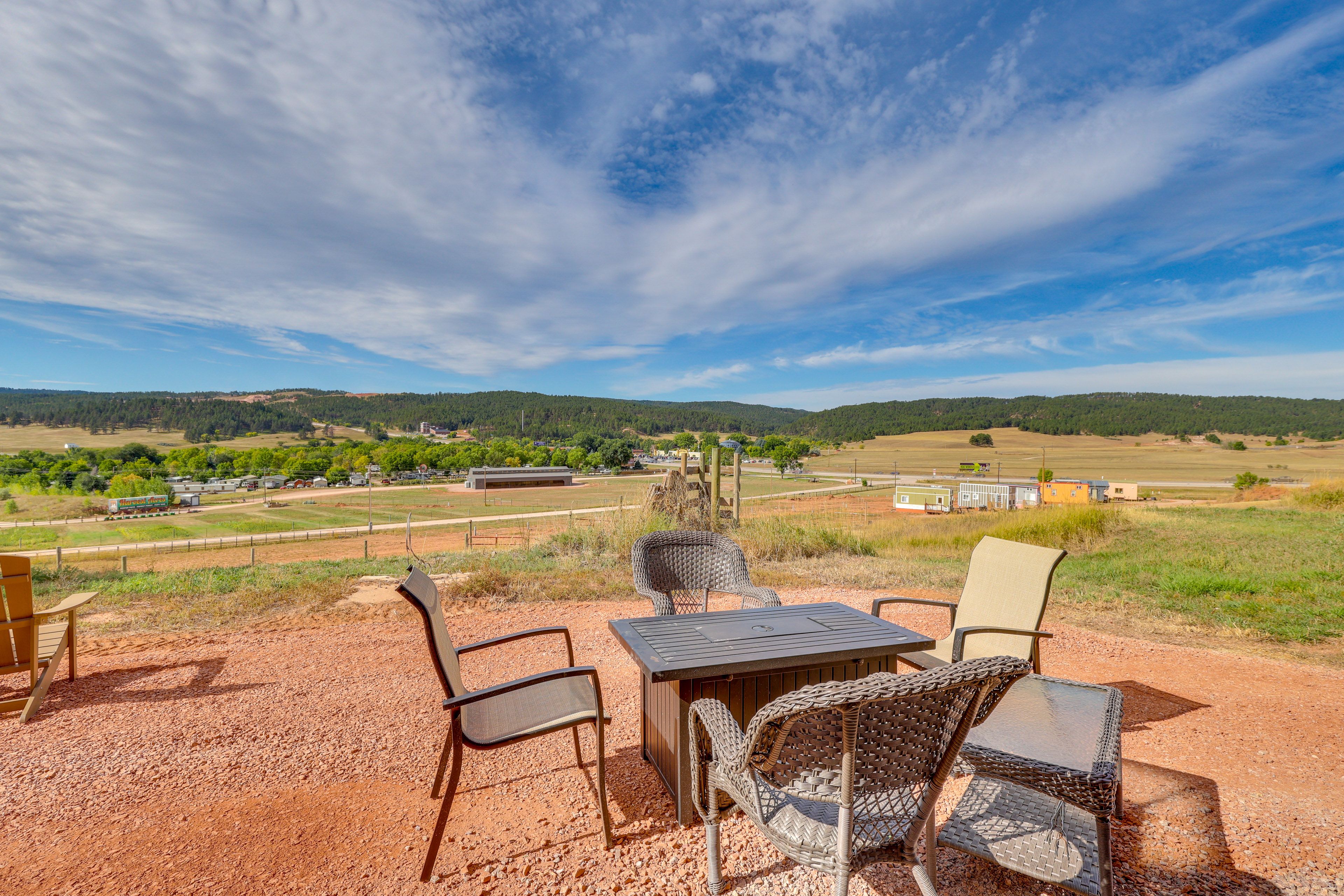 Yard | Gas Fire Pit | Outdoor Seating Areas | Shared Grill