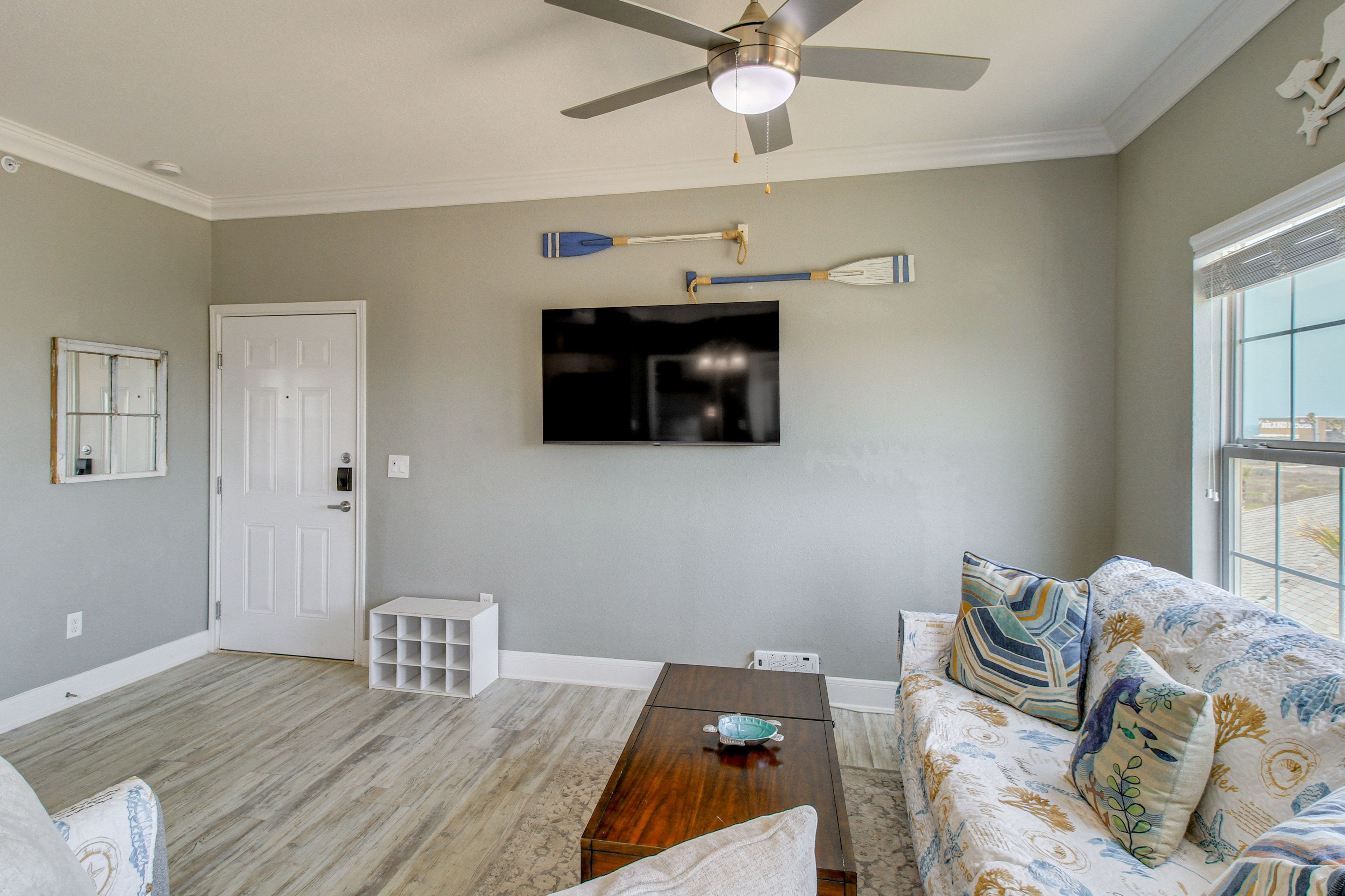 Living Room | Full Sleeper Sofa