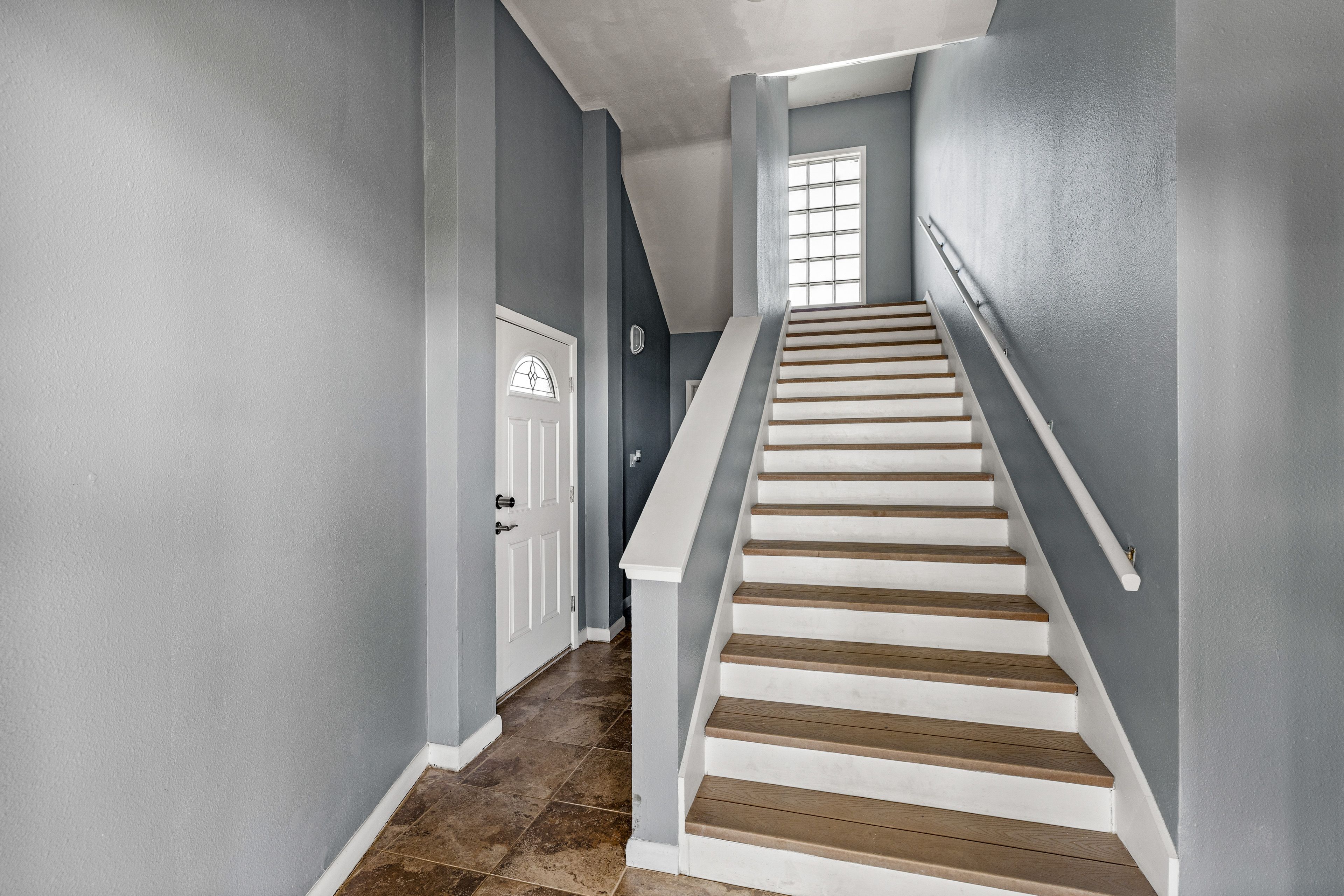 Staircase | 1st Floor