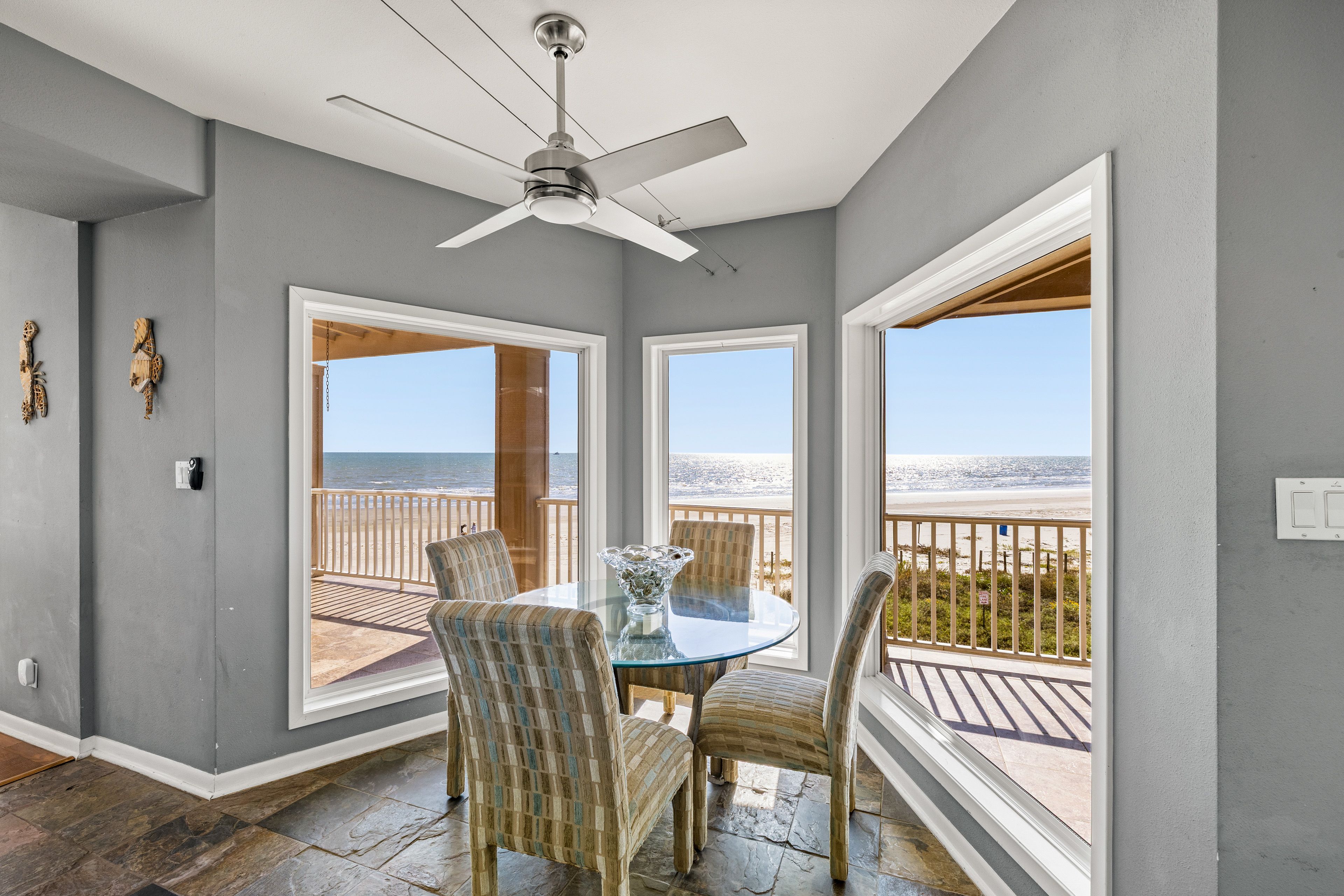 Breakfast Nook | 1st Floor