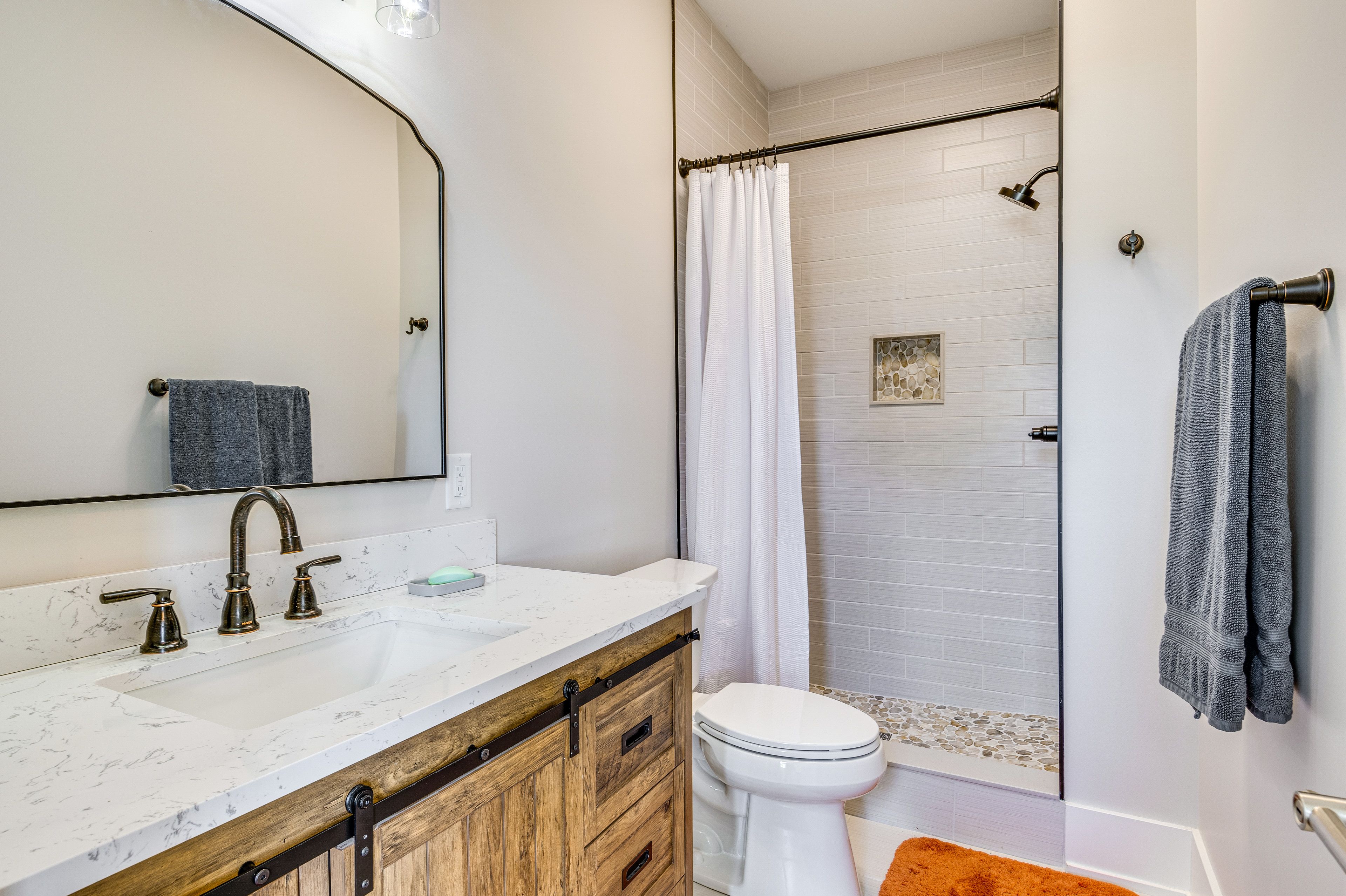 En-Suite Bathroom