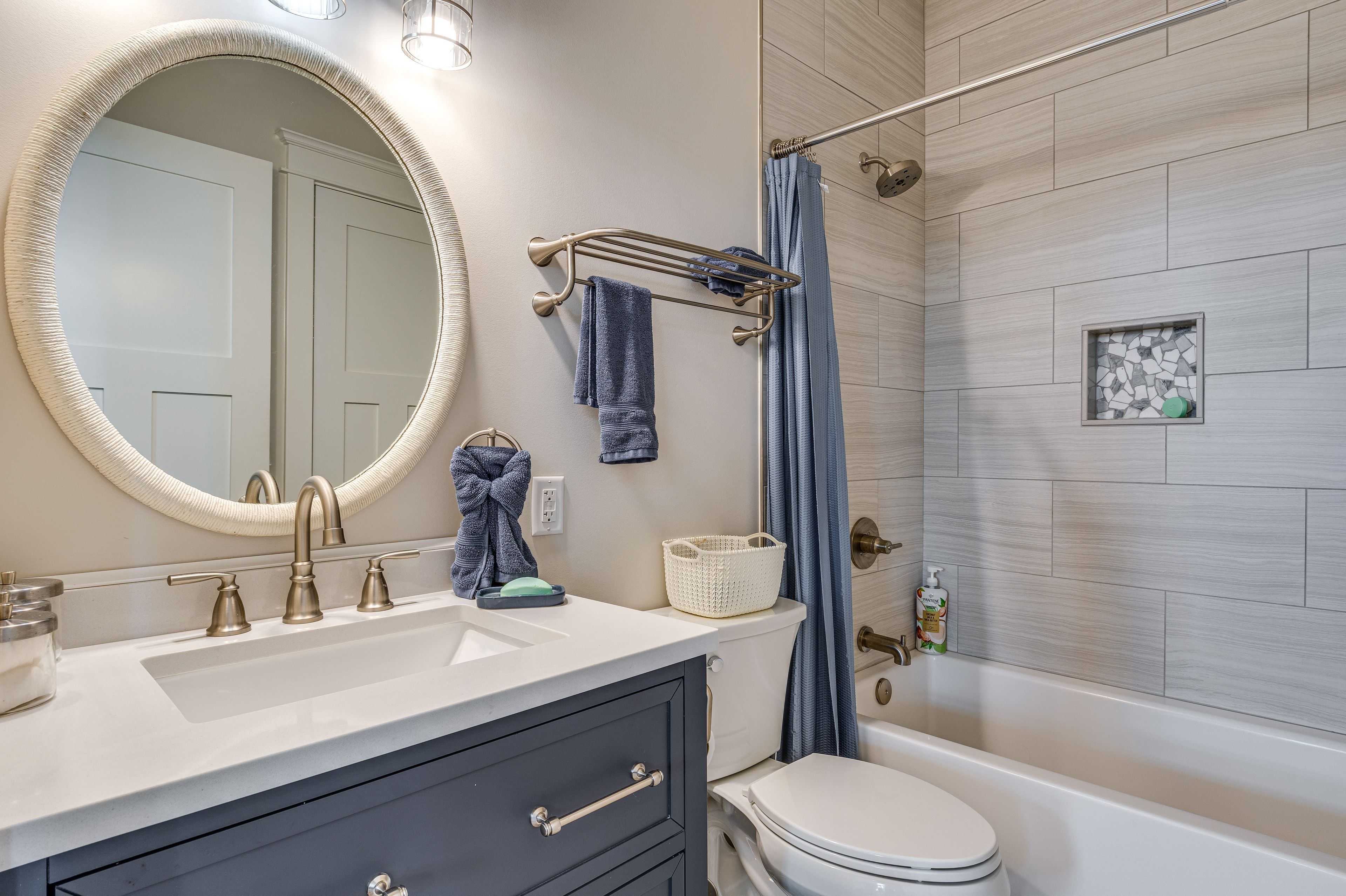 En-Suite Bathroom