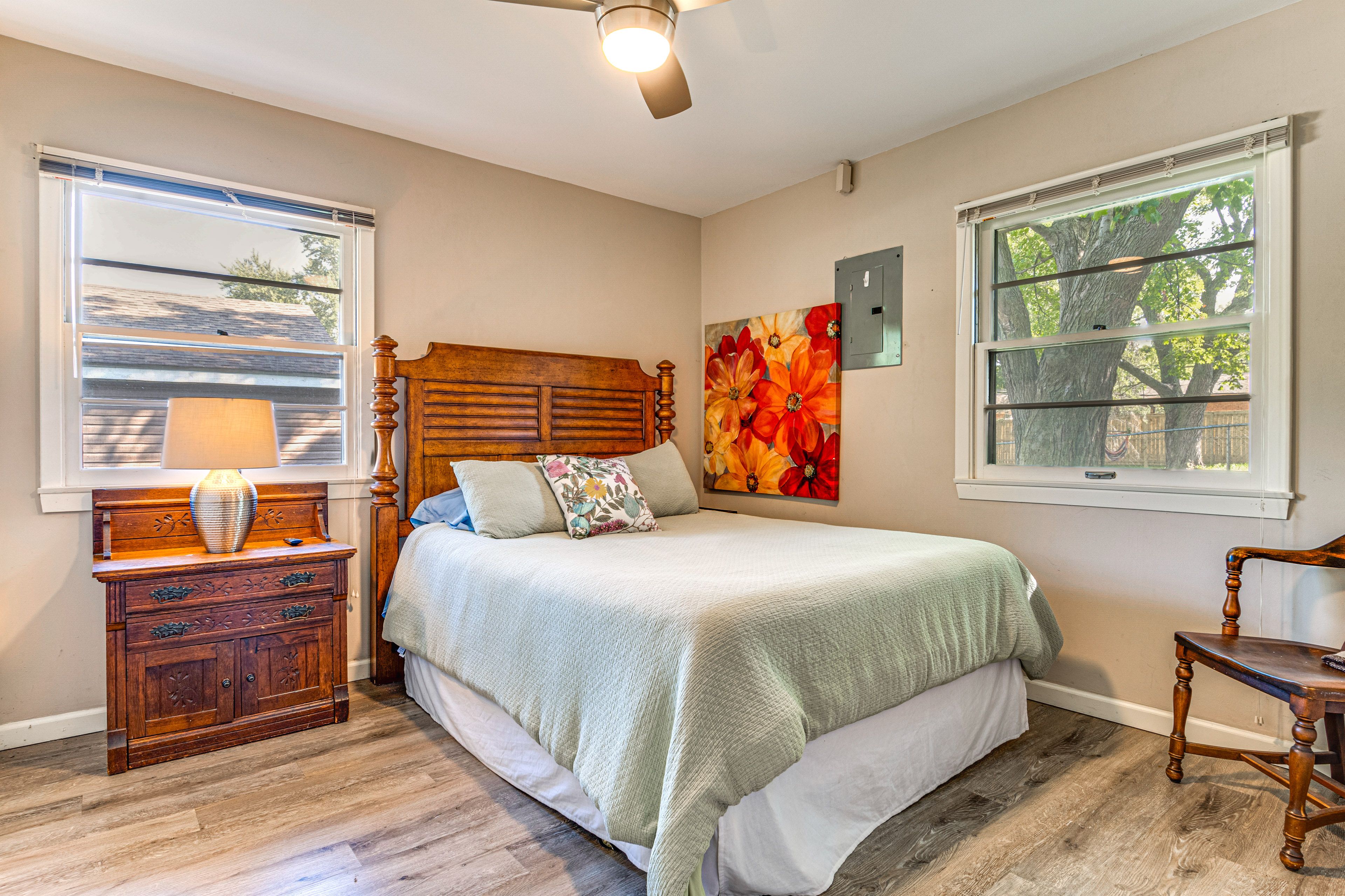 Bedroom 1 | Queen Bed | Linens Provided | Smart TV