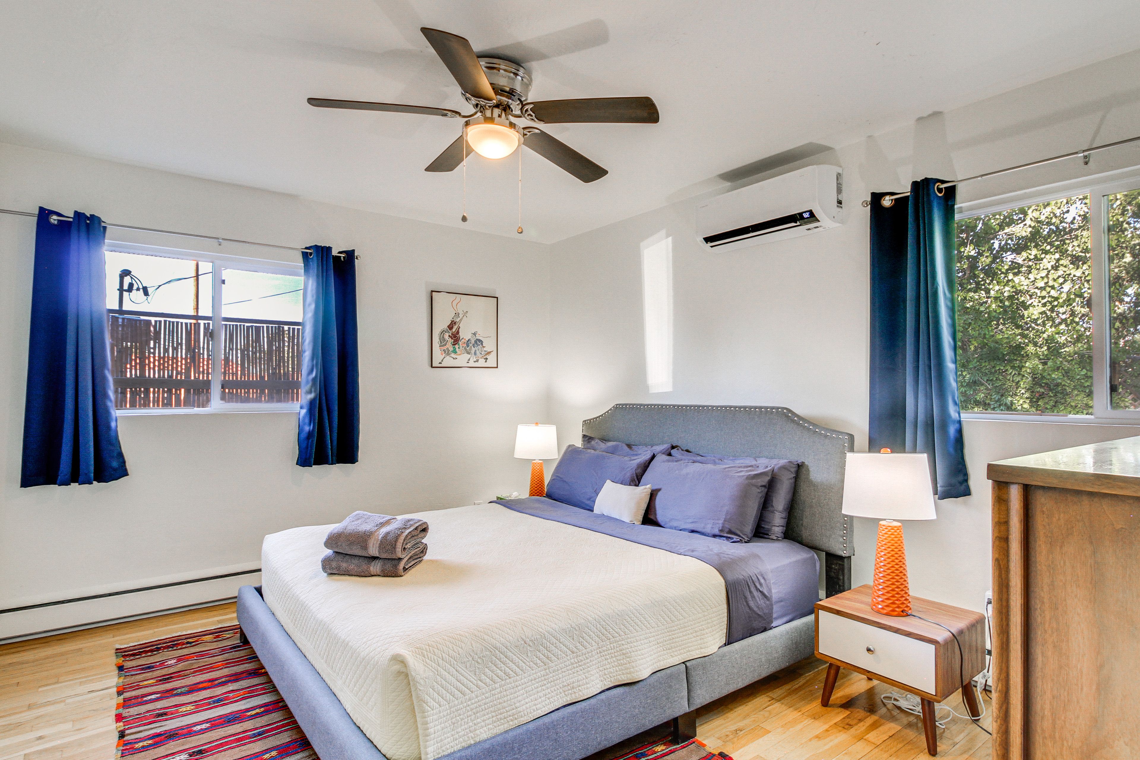 Bedroom 1 | King Bed